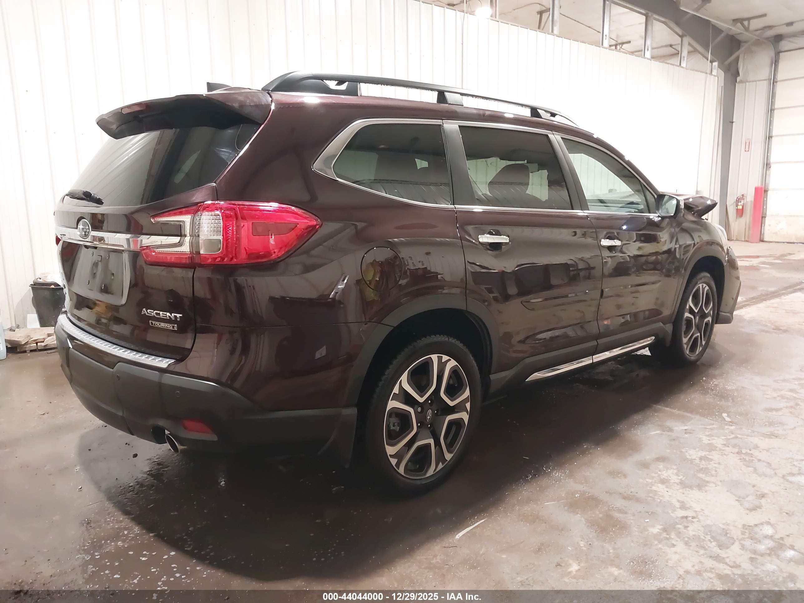 SUBARU ASCENT image 4