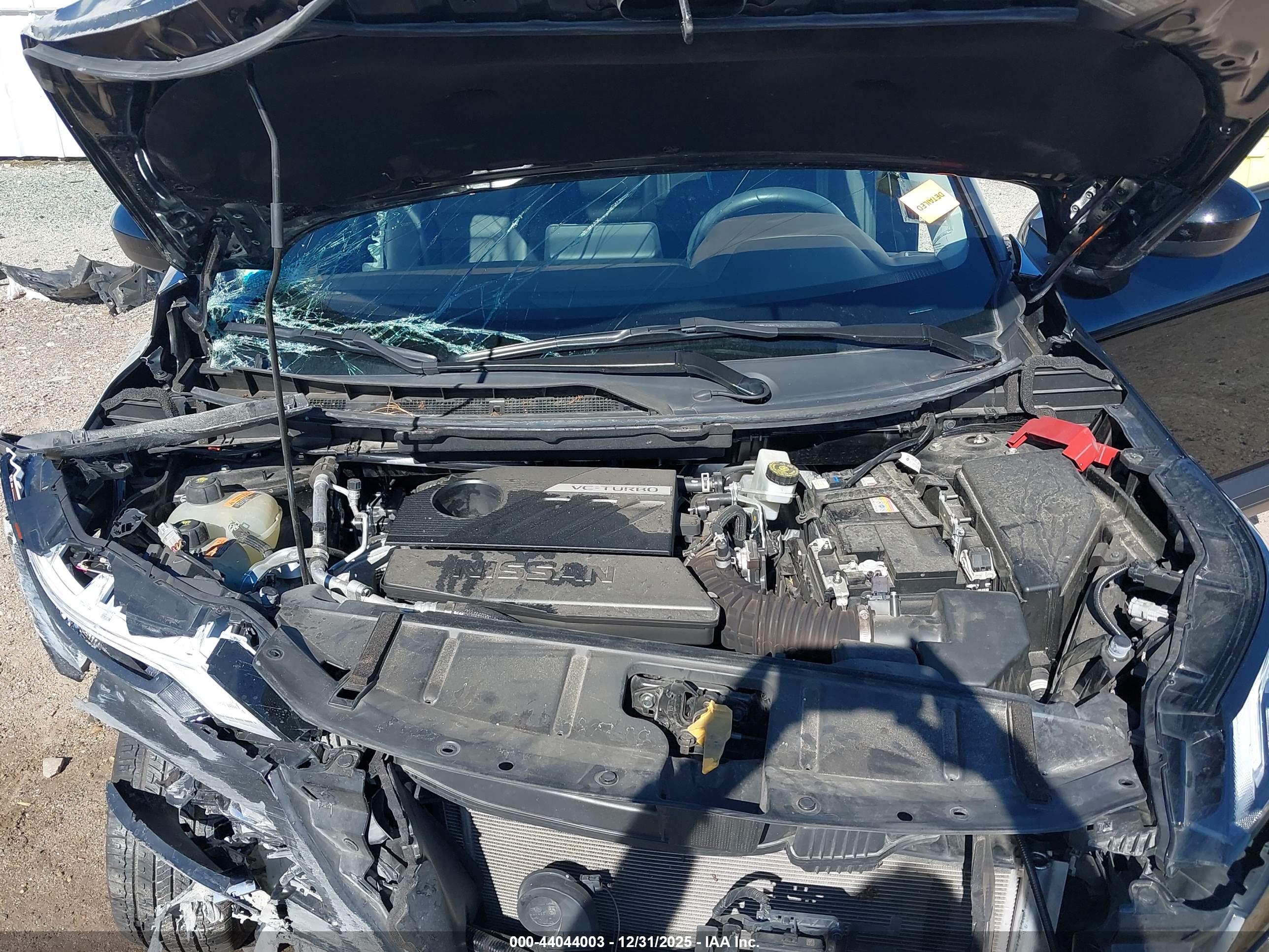 NISSAN ROGUE image 10
