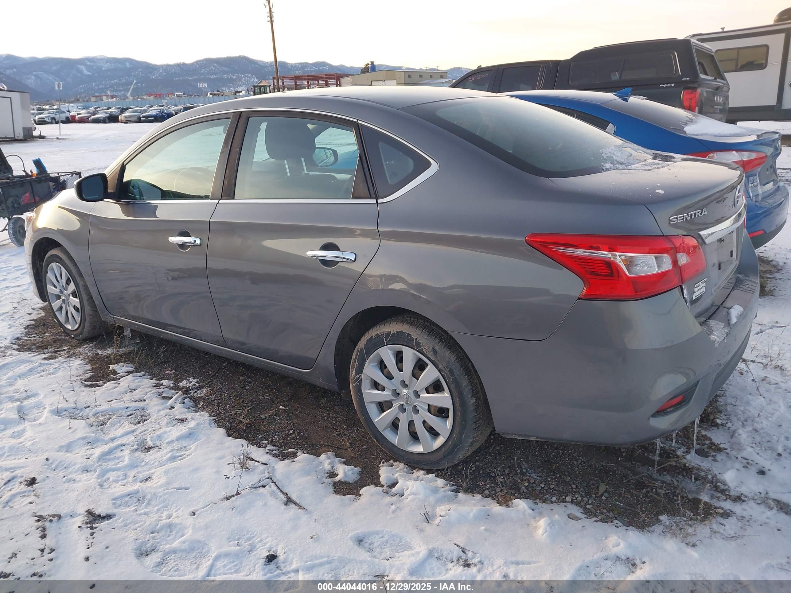 NISSAN SENTRA image 3