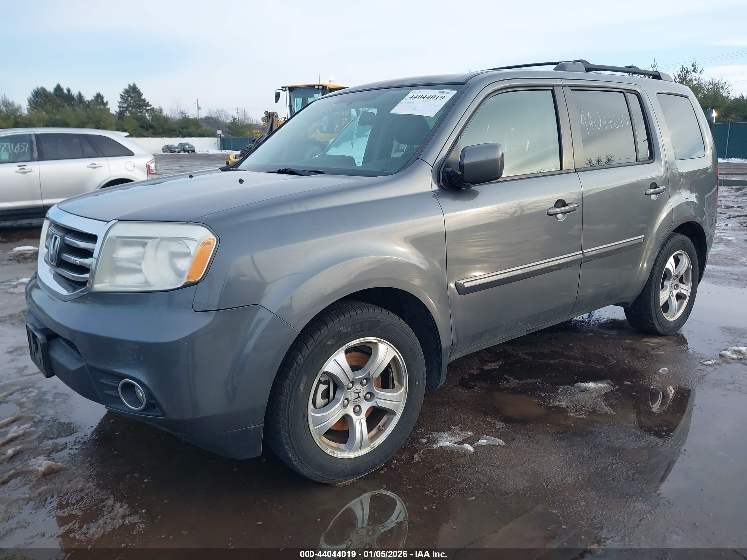 HONDA PILOT image 2
