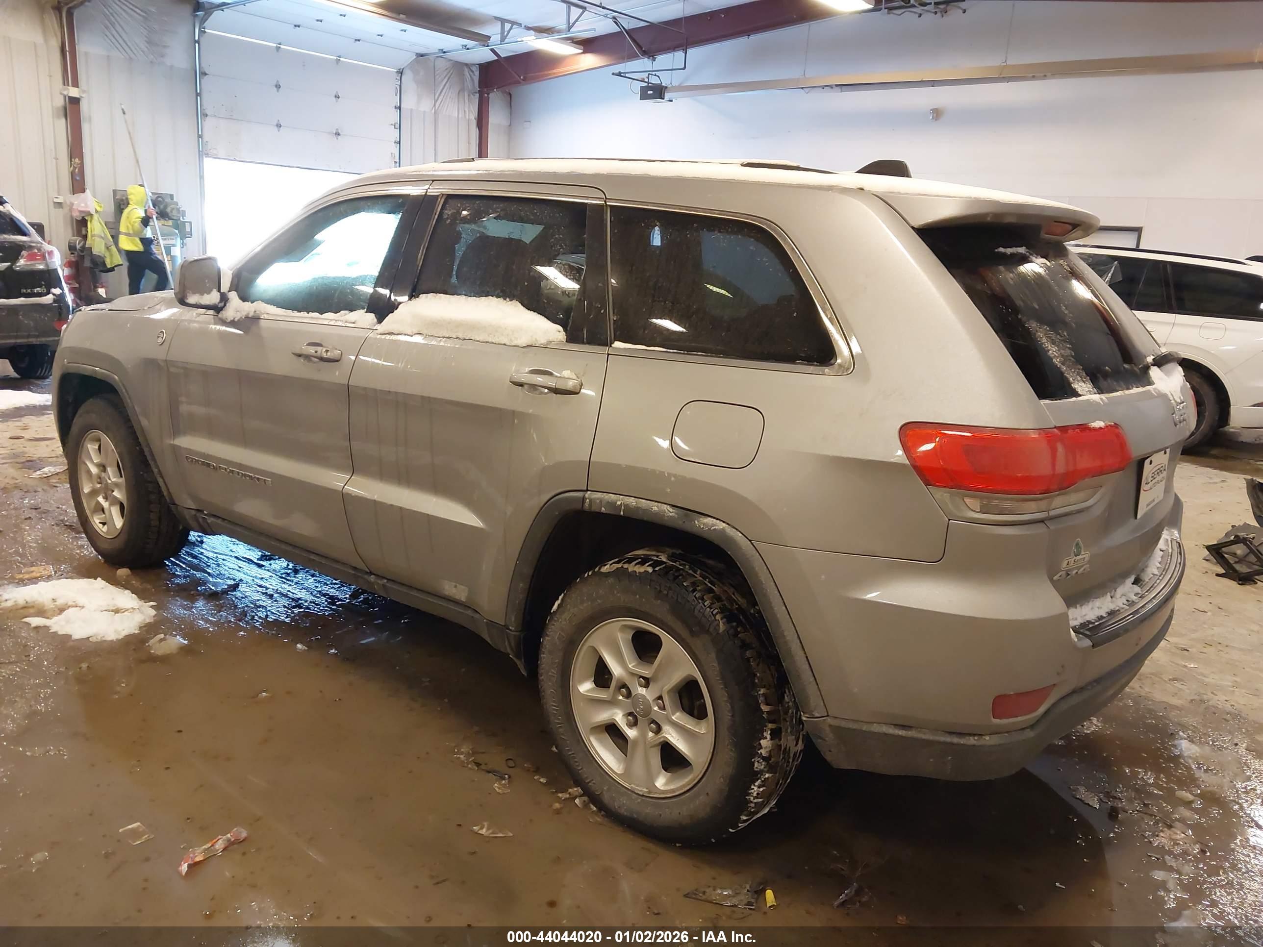 JEEP GRAND image 3