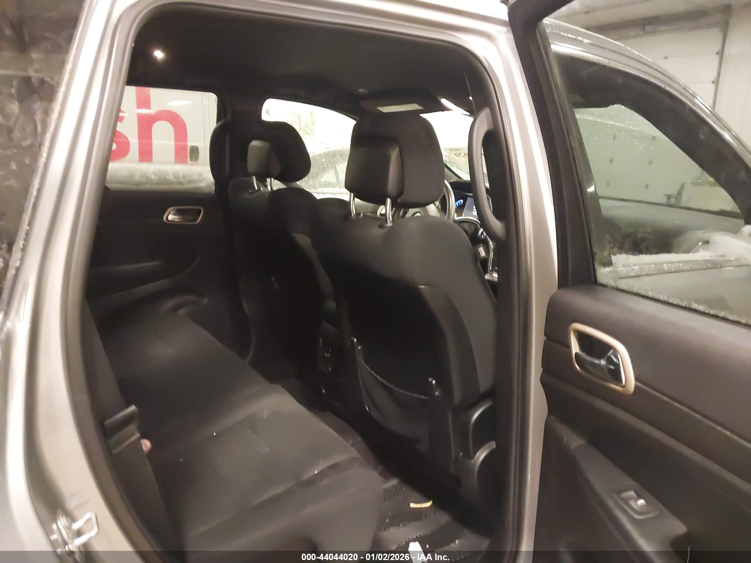 JEEP GRAND image 8