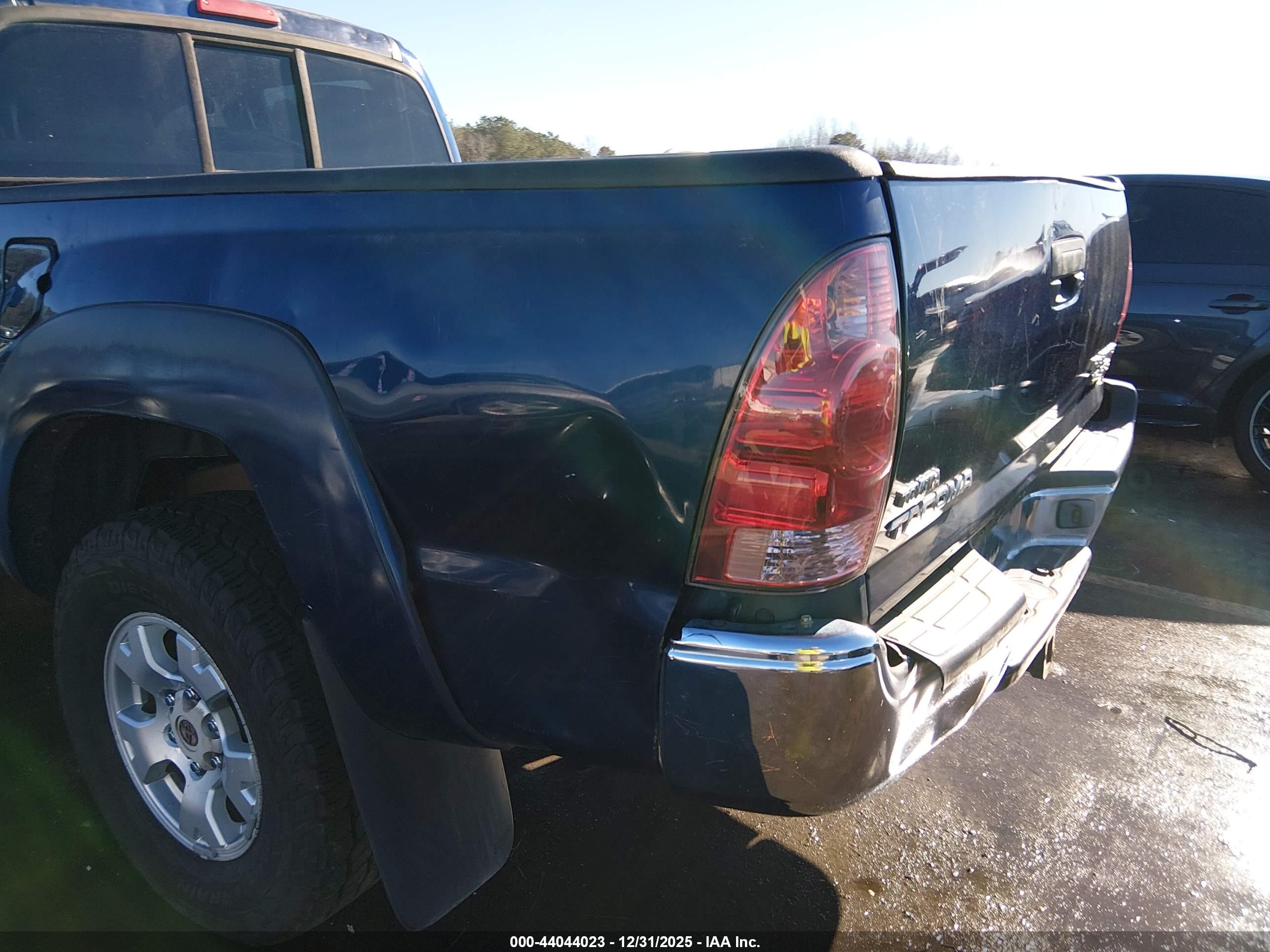 TOYOTA TACOMA image 6