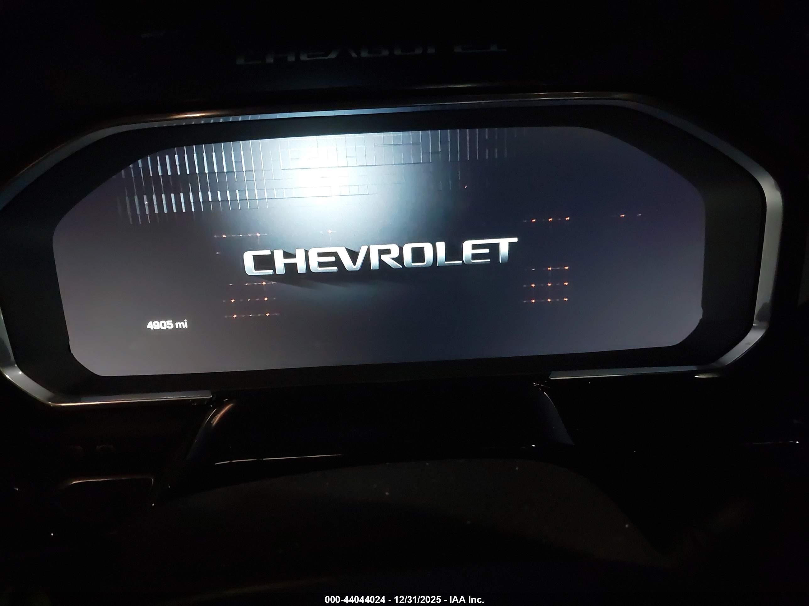 CHEVROLET SILVERADO image 7