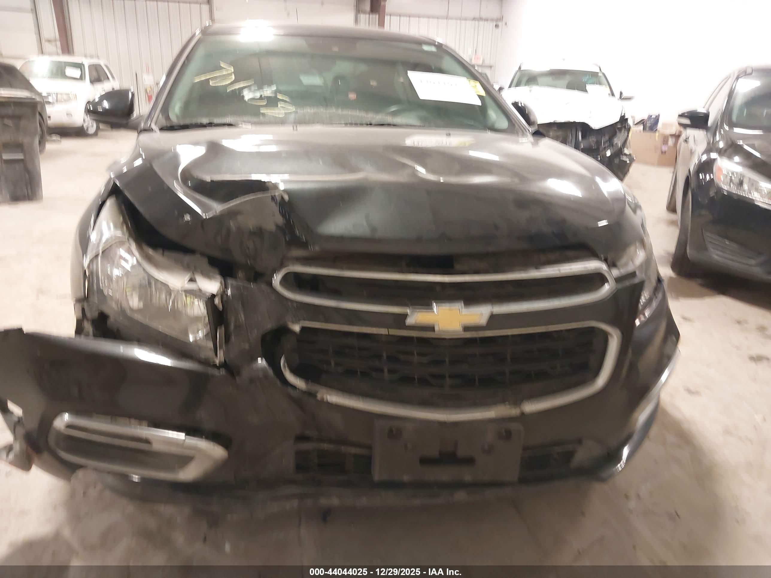 CHEVROLET CRUZE image 6