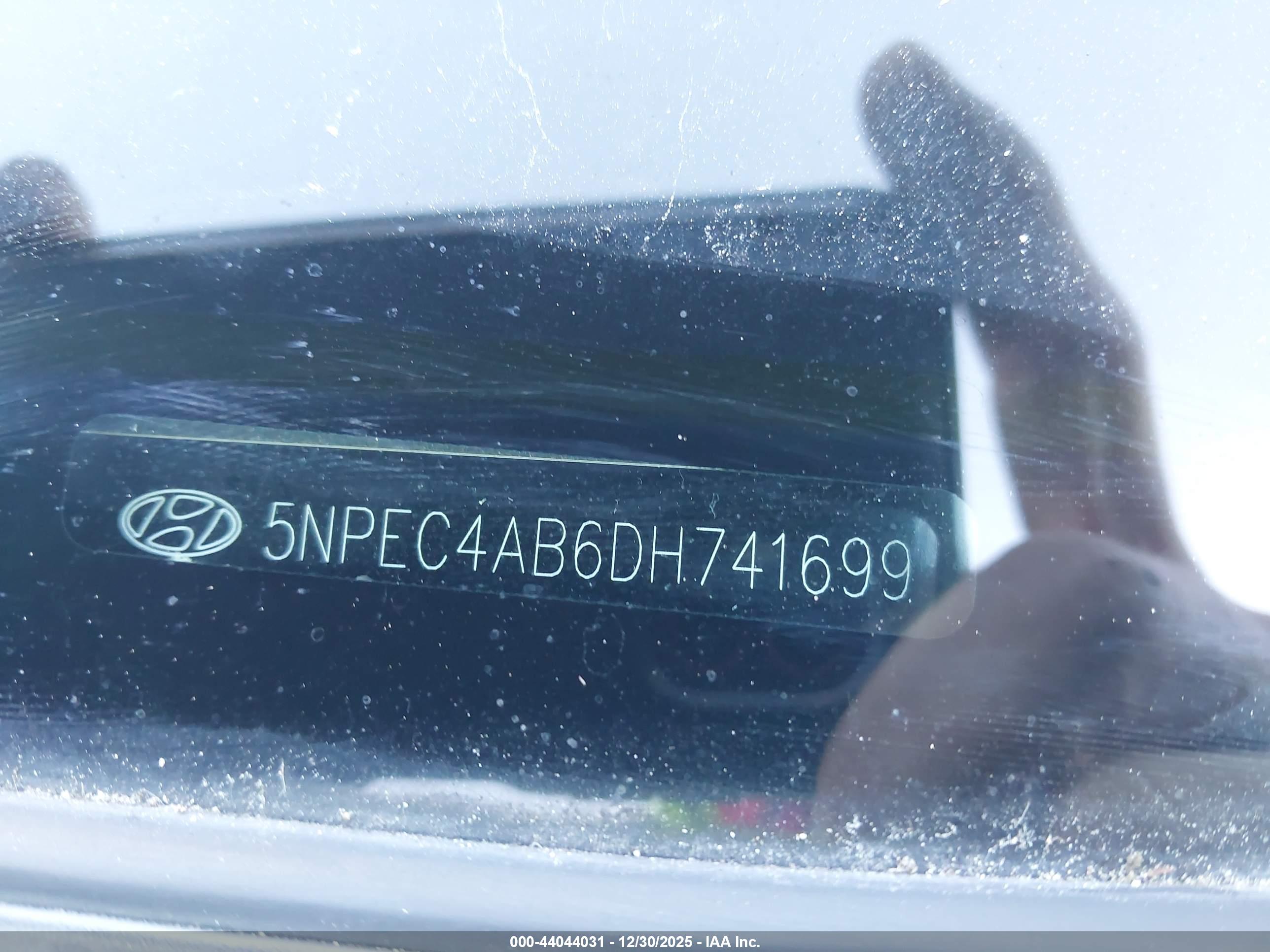 HYUNDAI SONATA image 9