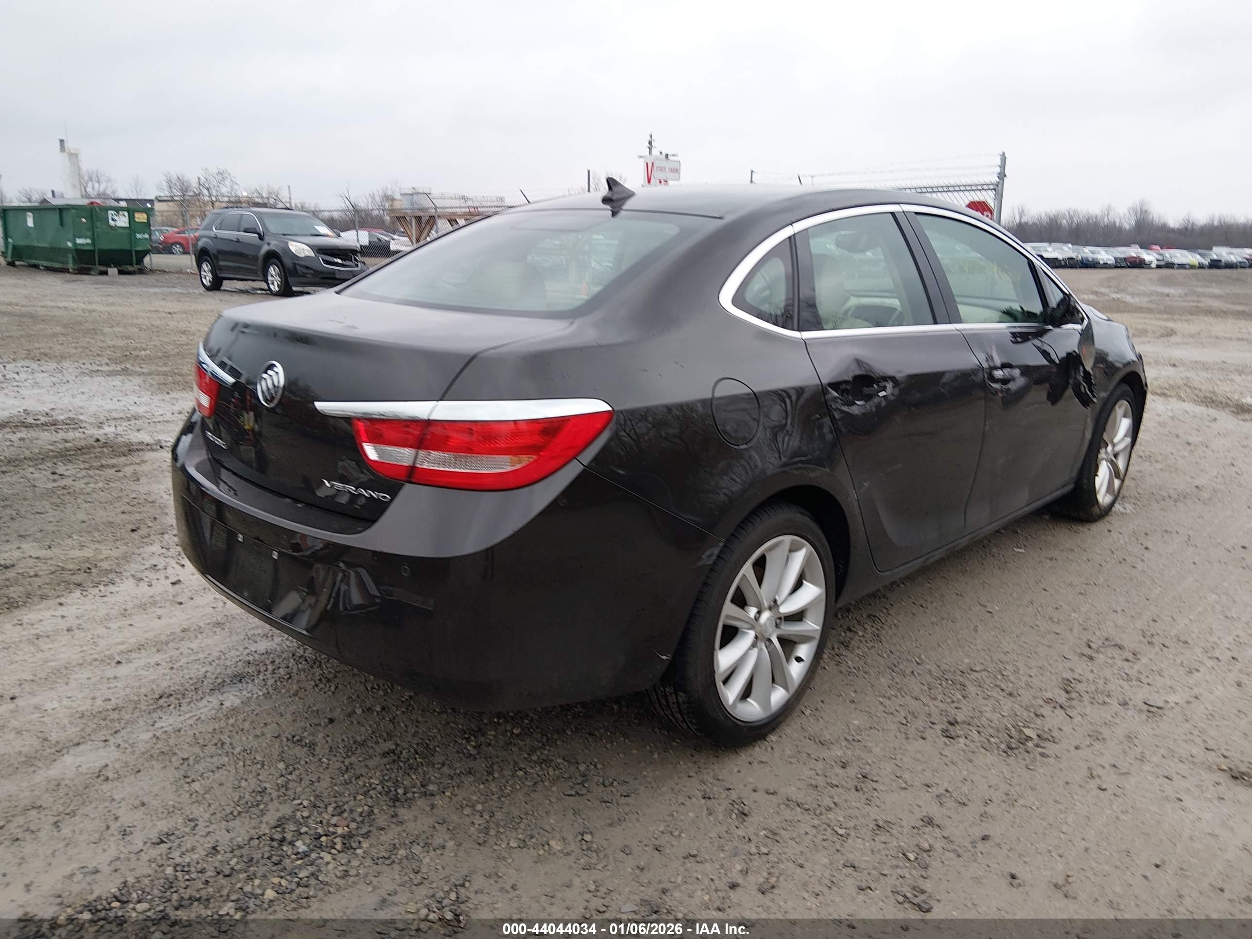 BUICK VERANO image 4