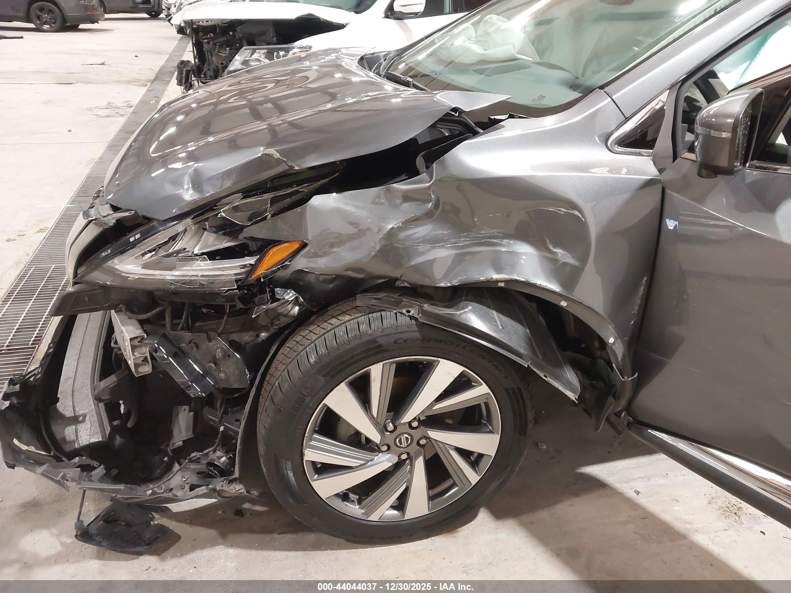 NISSAN MURANO image 6
