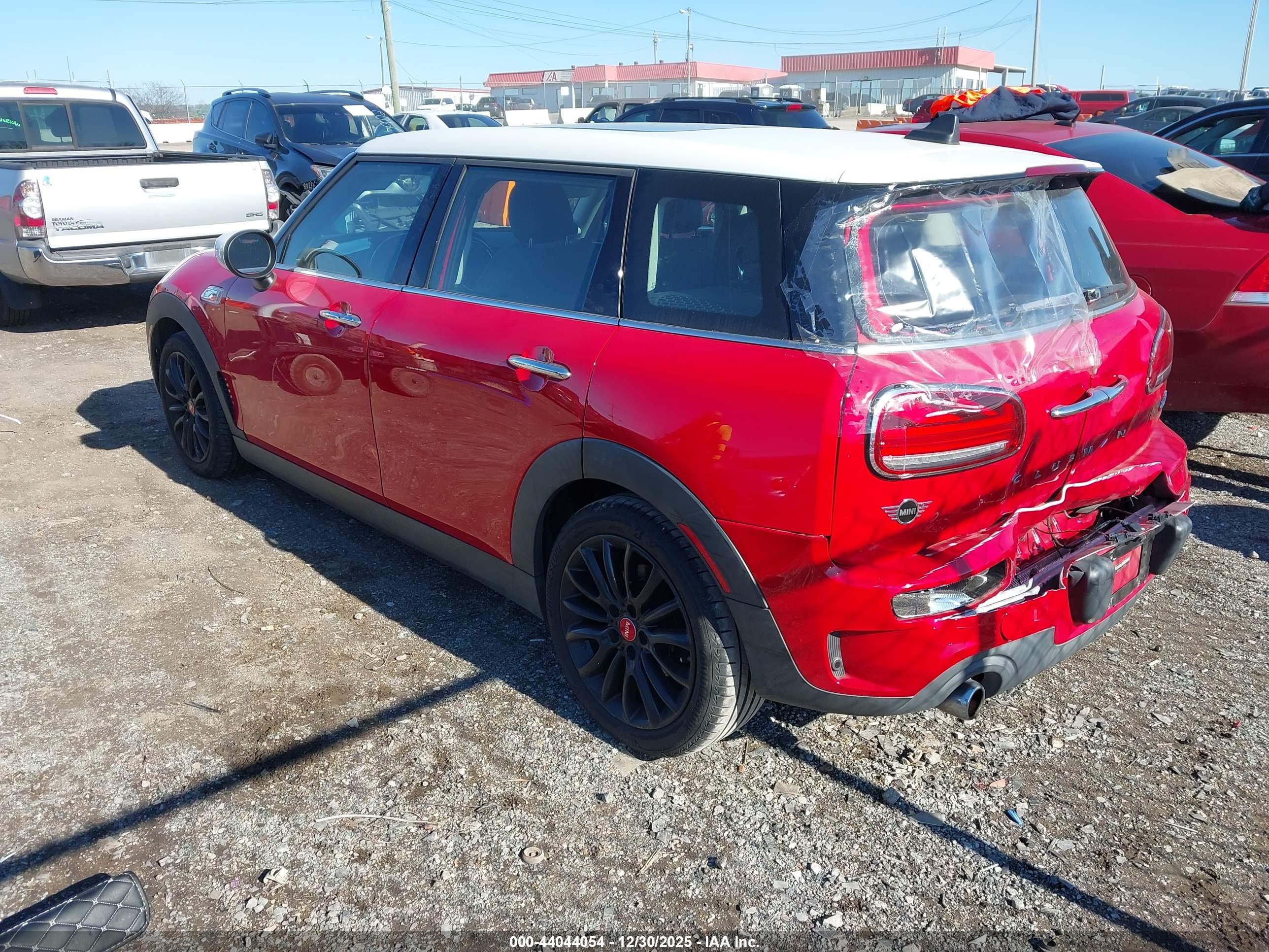 MINI CLUBMAN image 3