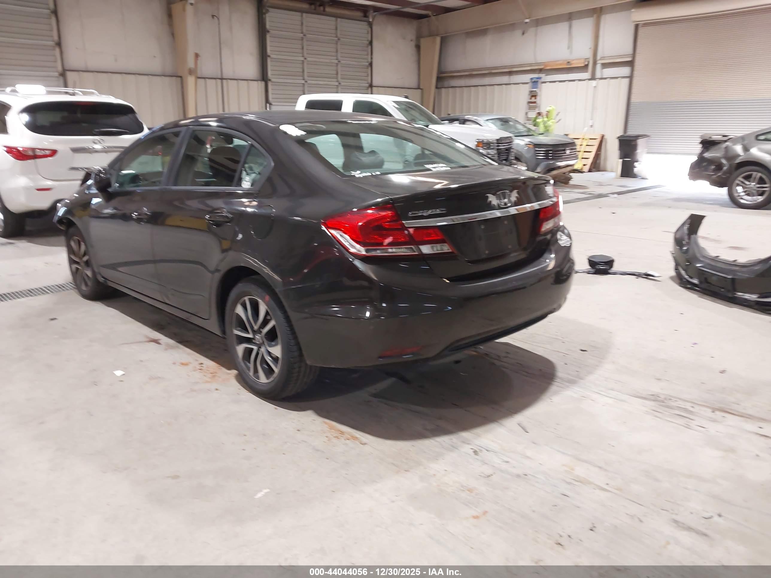 HONDA CIVIC image 3