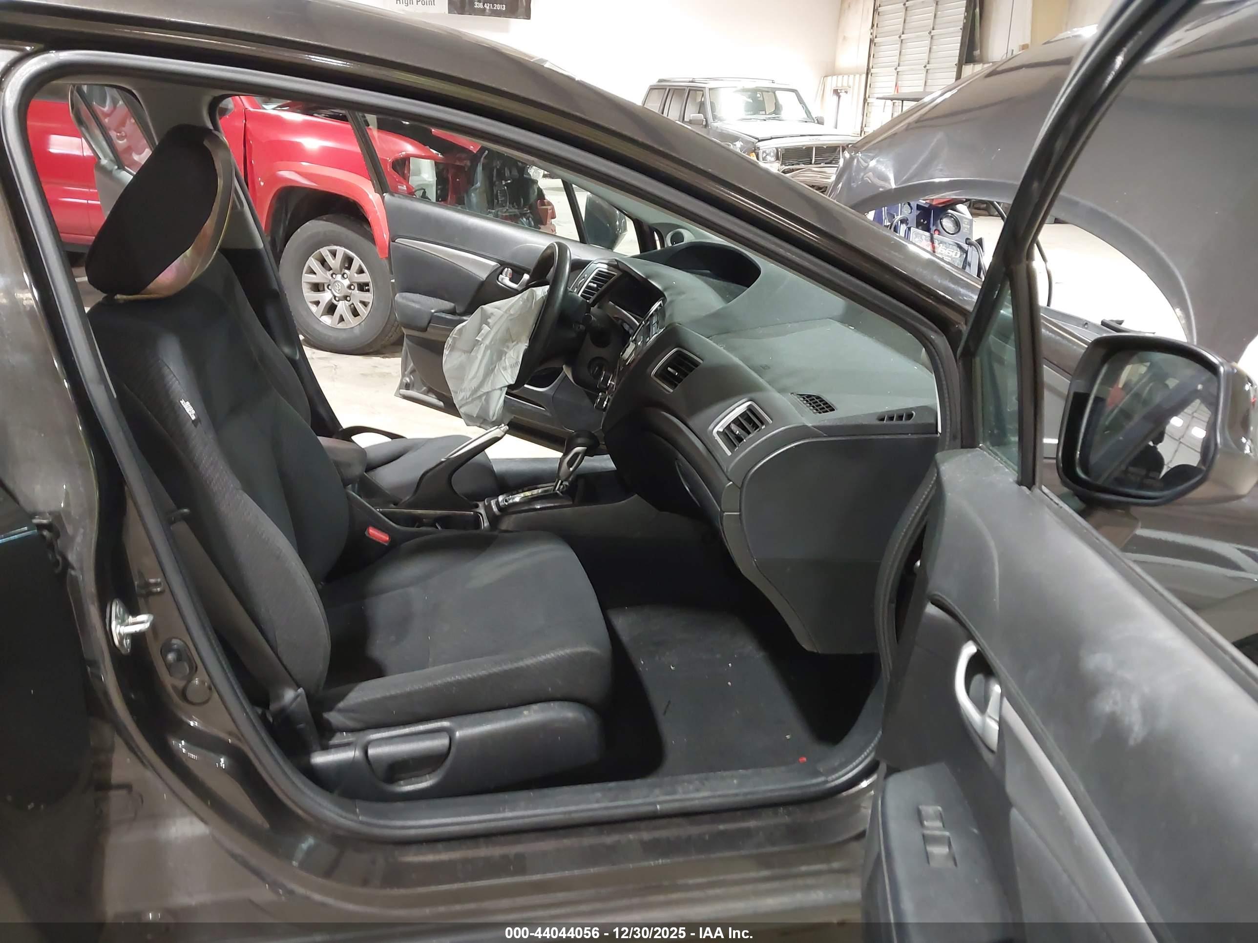 HONDA CIVIC image 5