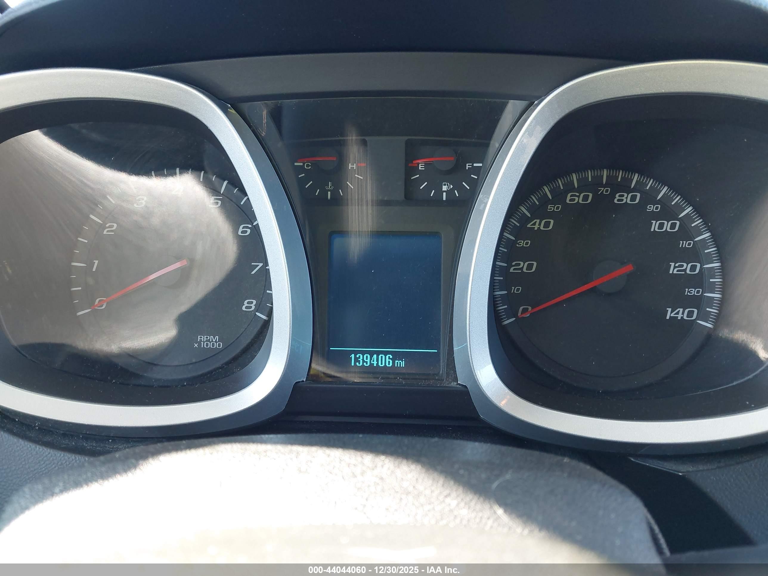 CHEVROLET EQUINOX image 7