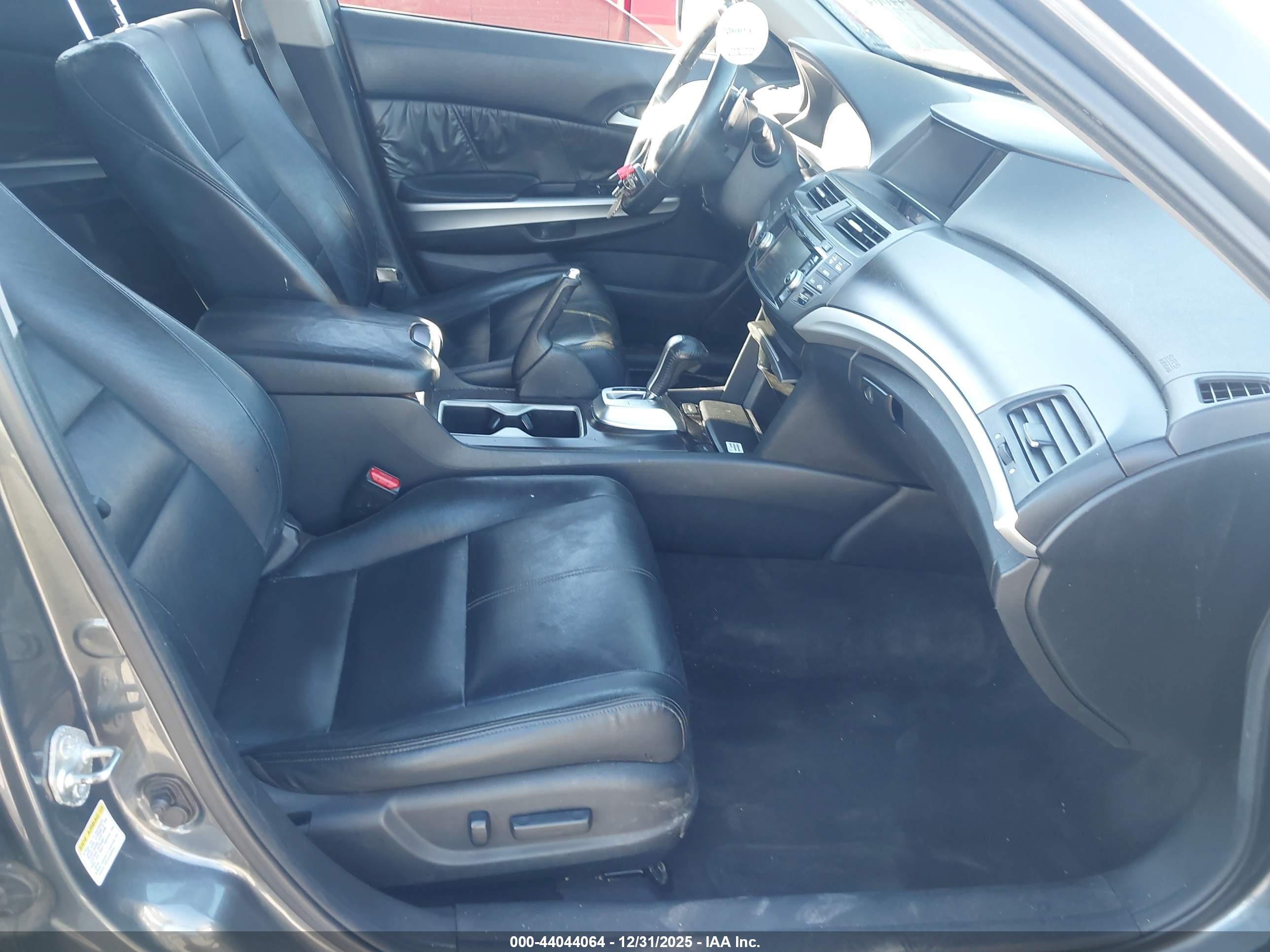 HONDA CROSSTOUR image 5