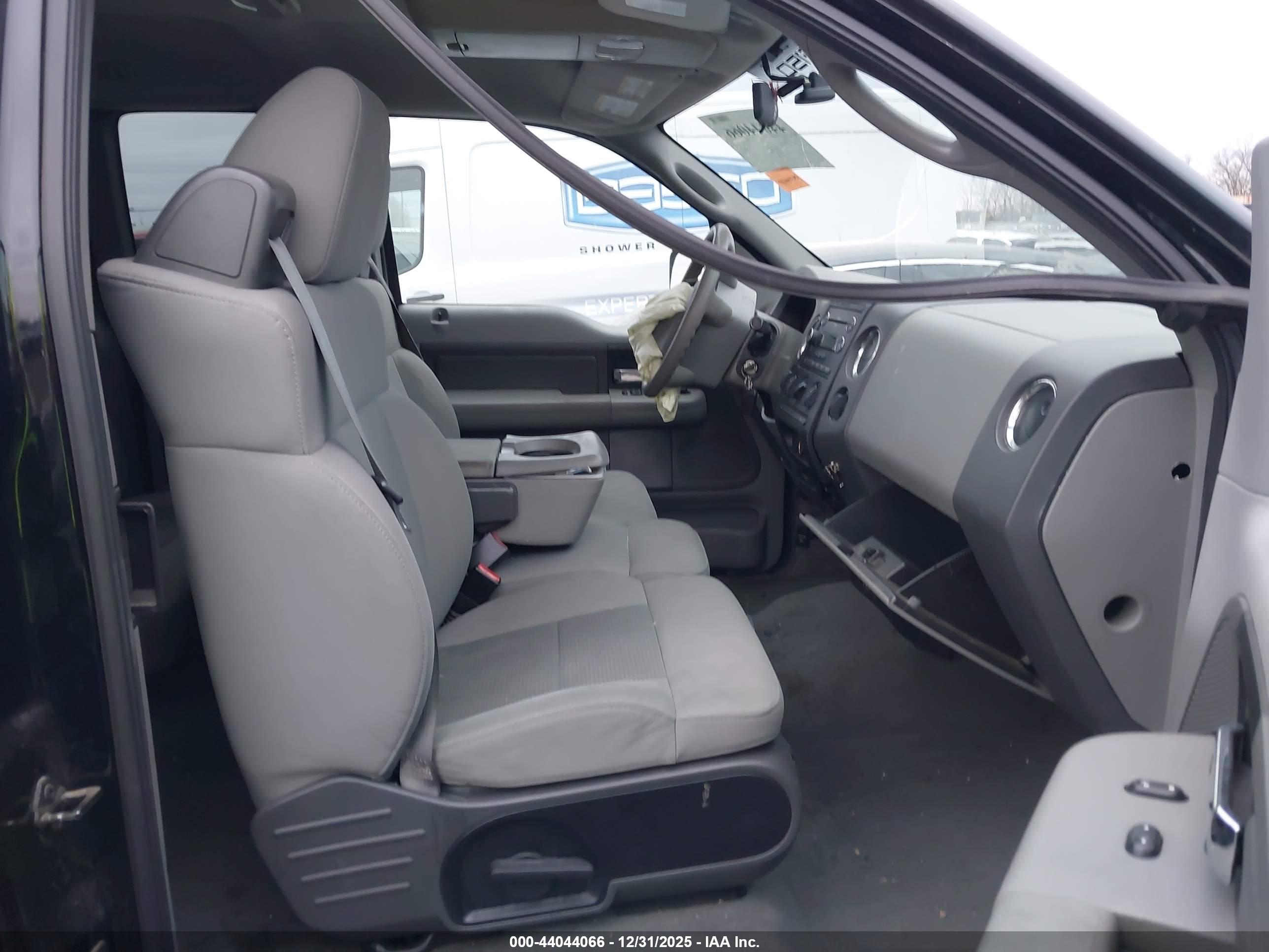 FORD F-150 image 5