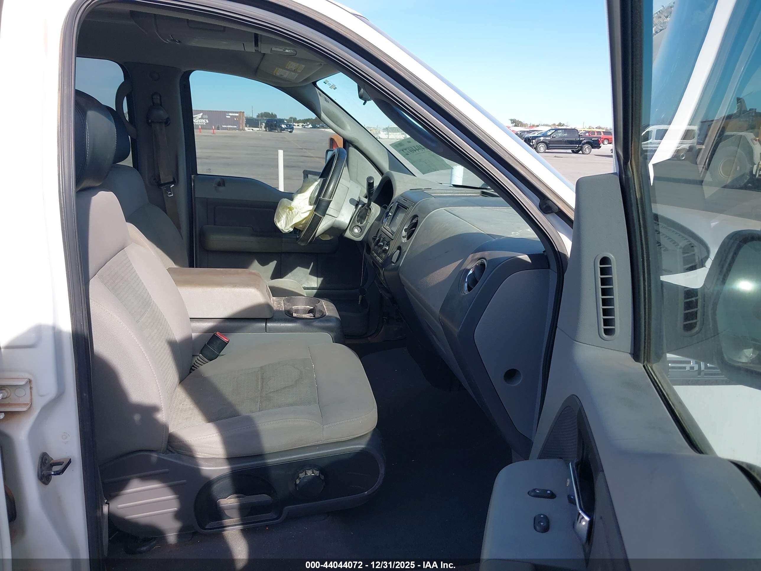 FORD F-150 image 5