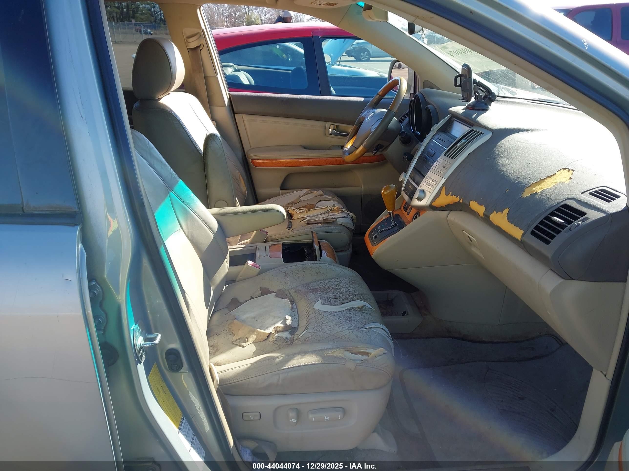 LEXUS RX image 5