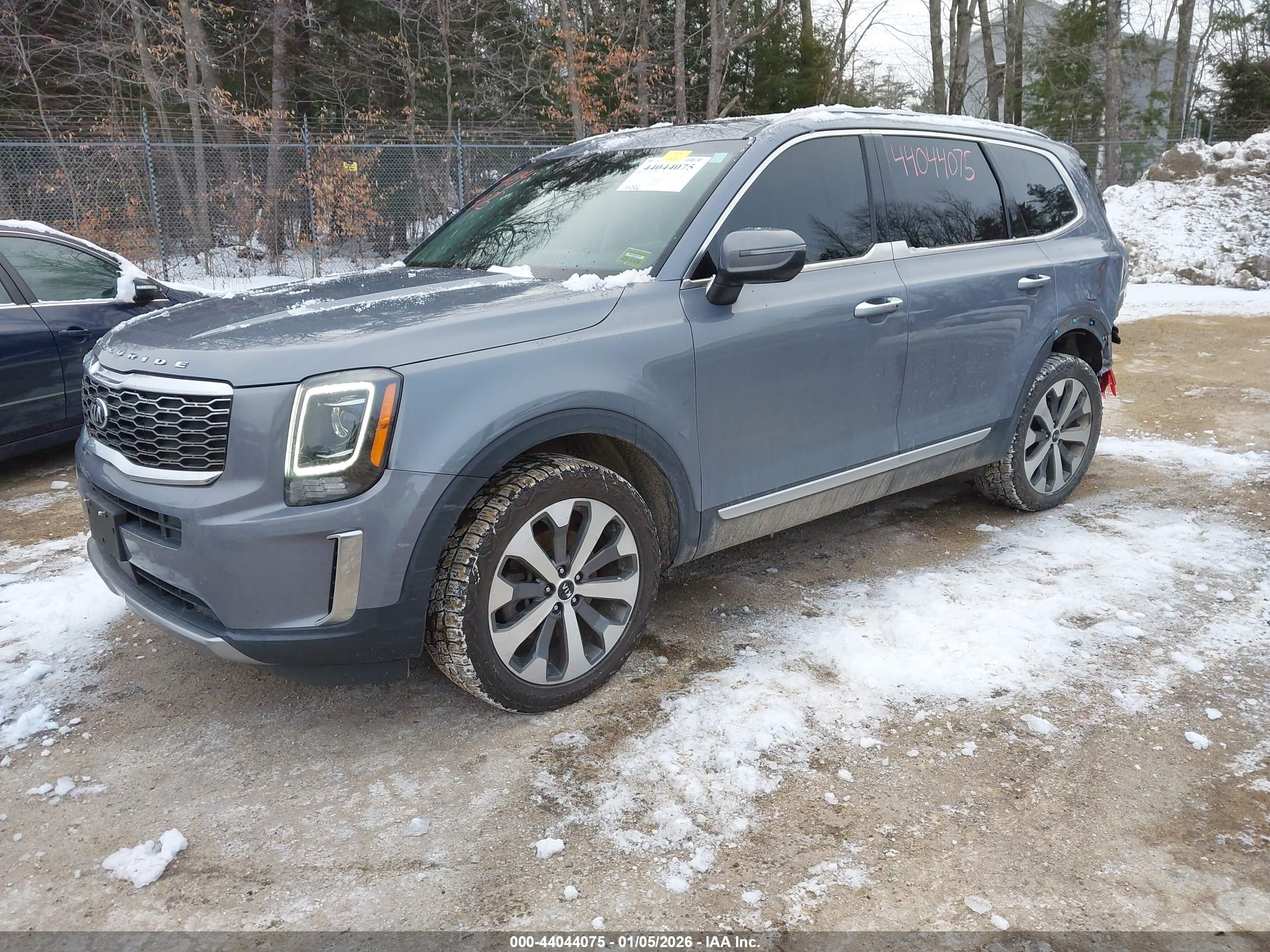 KIA TELLURIDE image 2