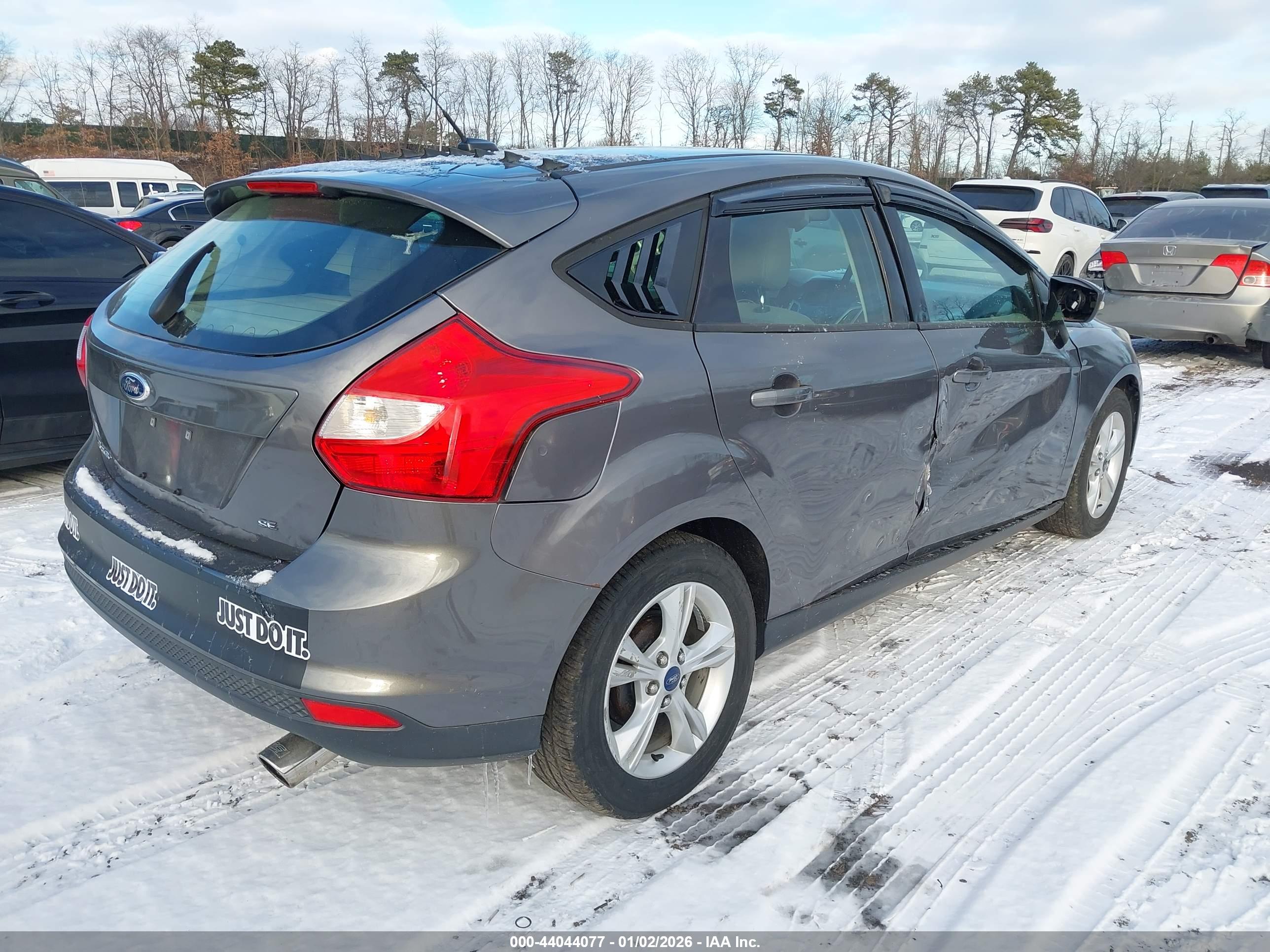 FORD FOCUS image 4