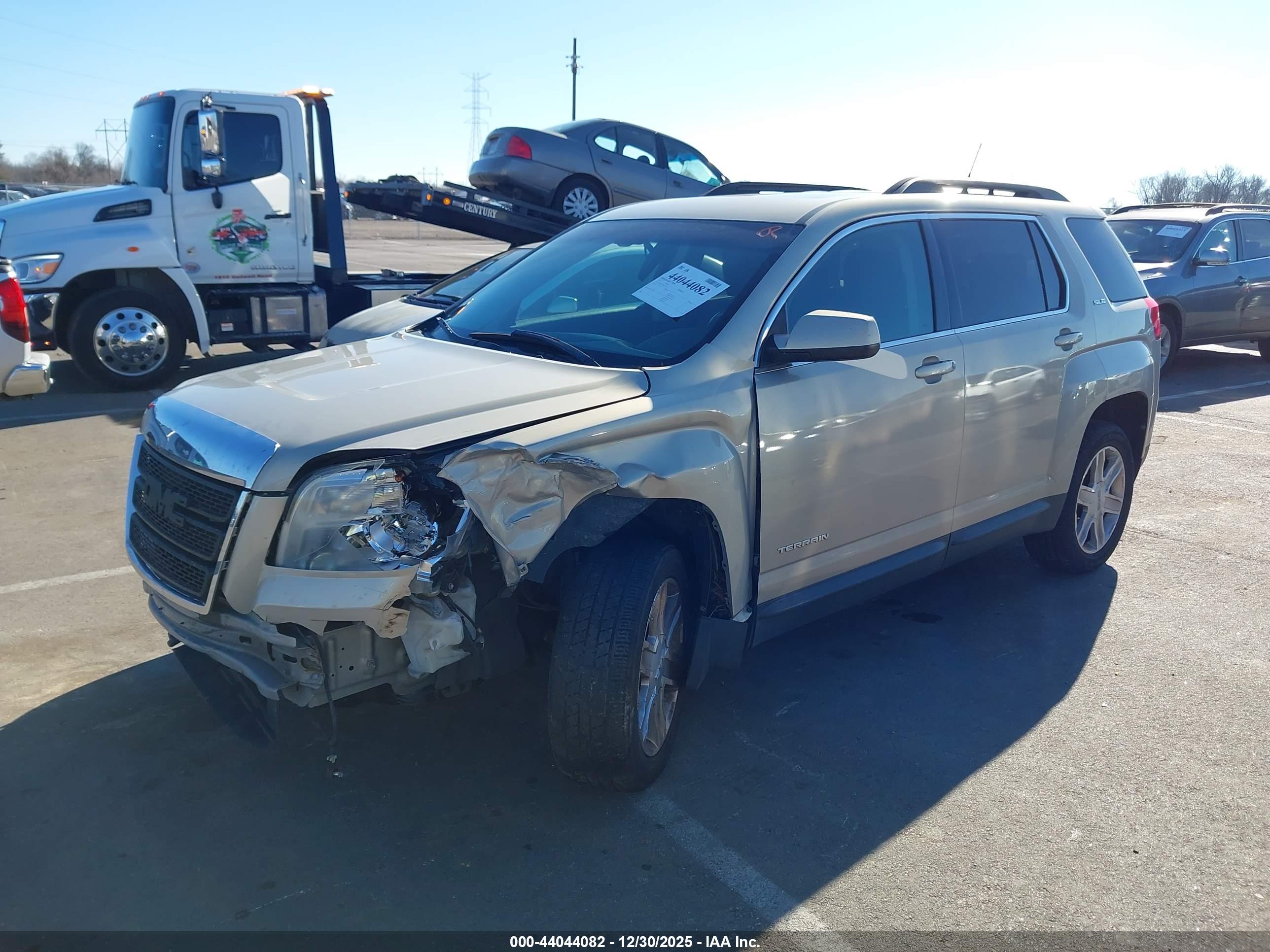 GMC TERRAIN image 2
