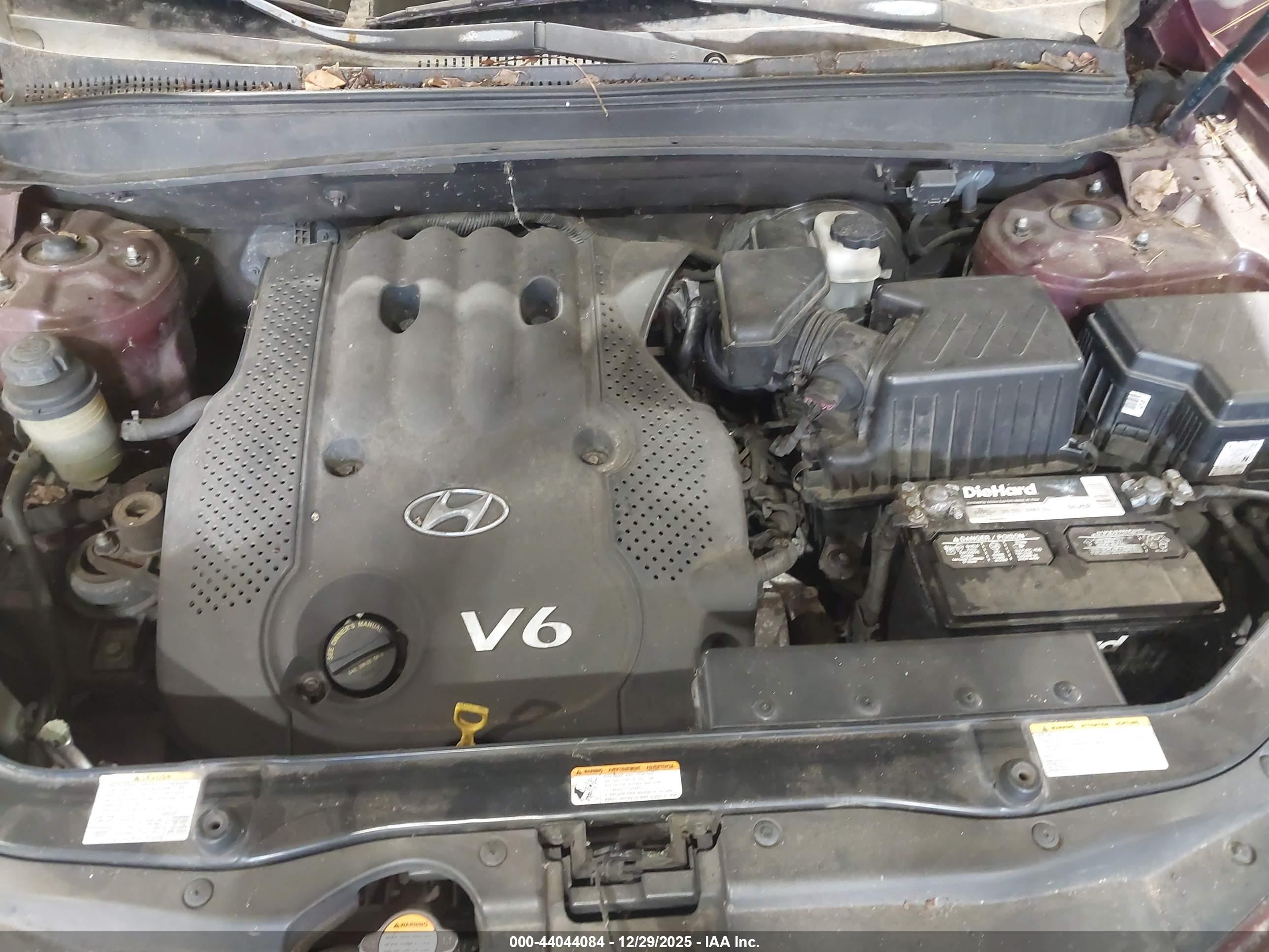 HYUNDAI SANTA image 10