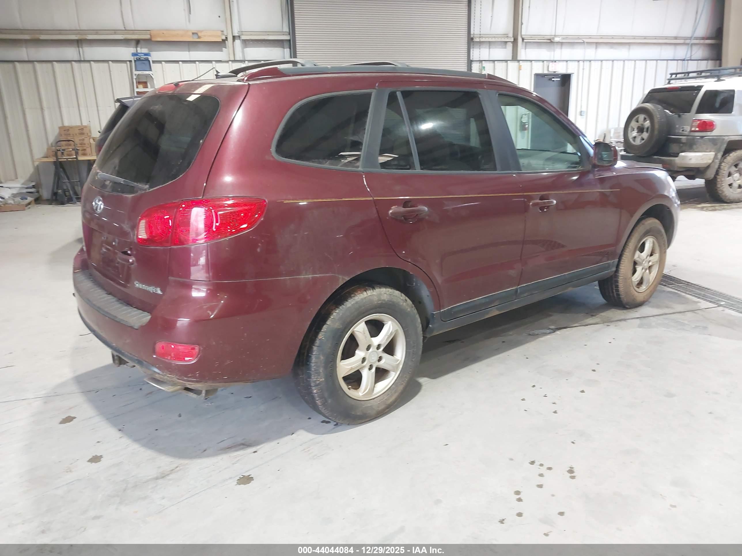 HYUNDAI SANTA image 4