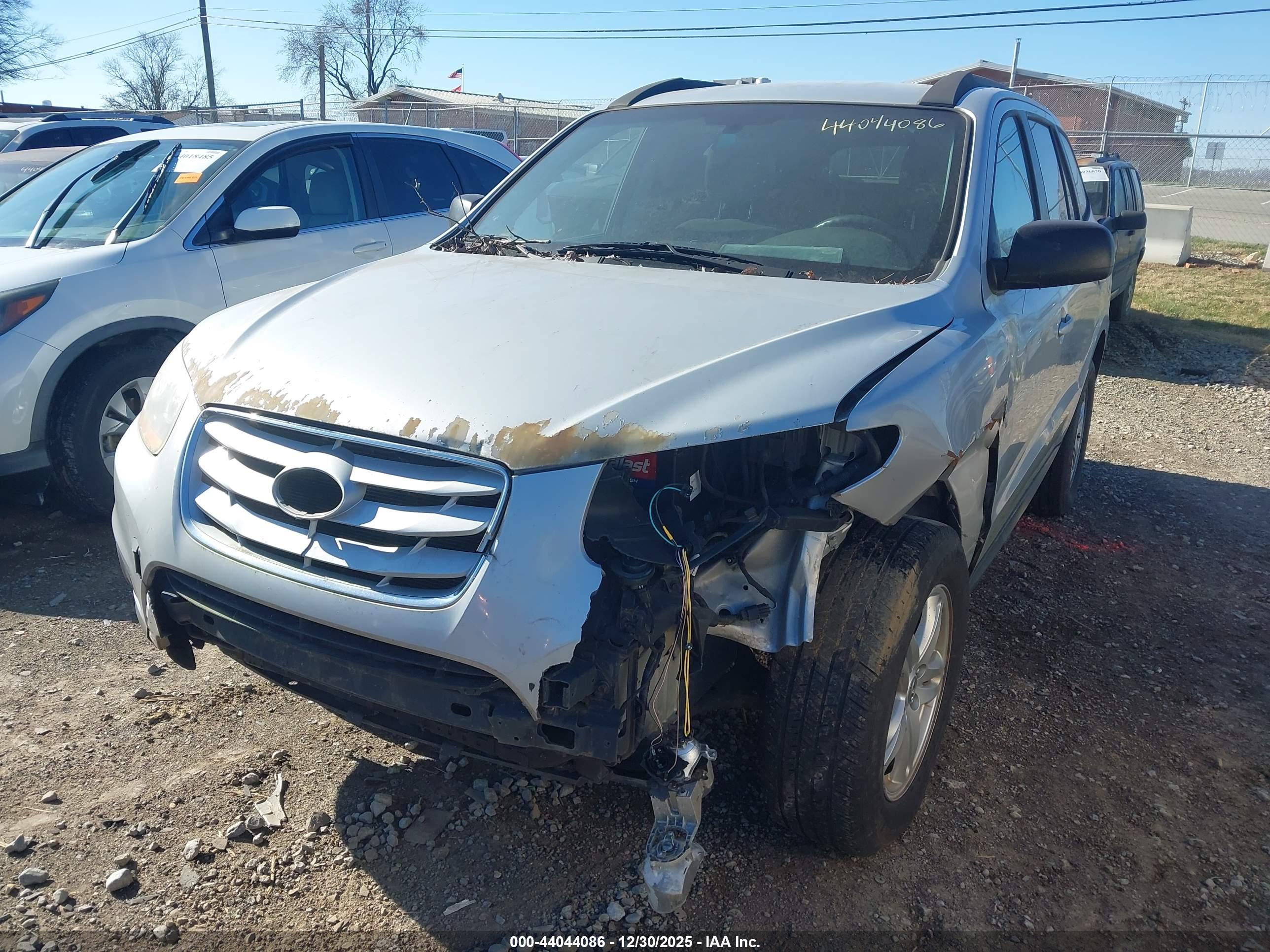 HYUNDAI SANTA image 6