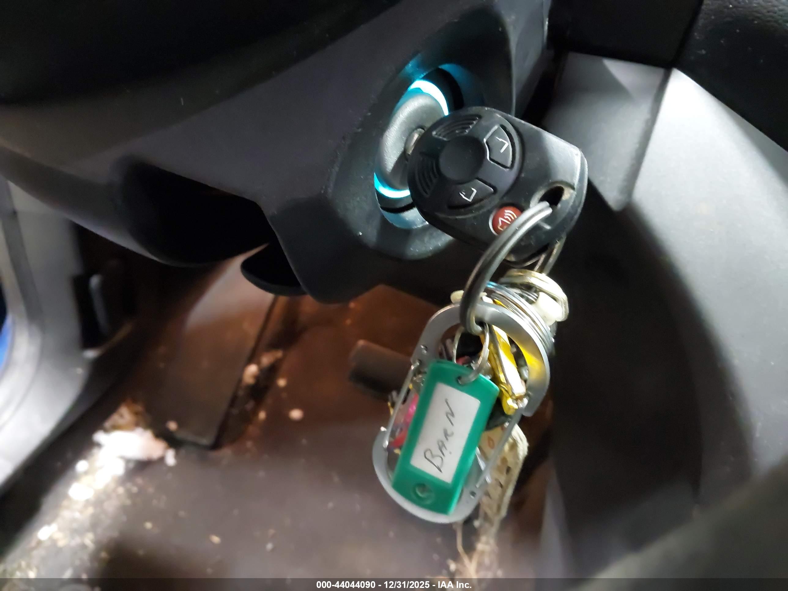 FORD ESCAPE image 11