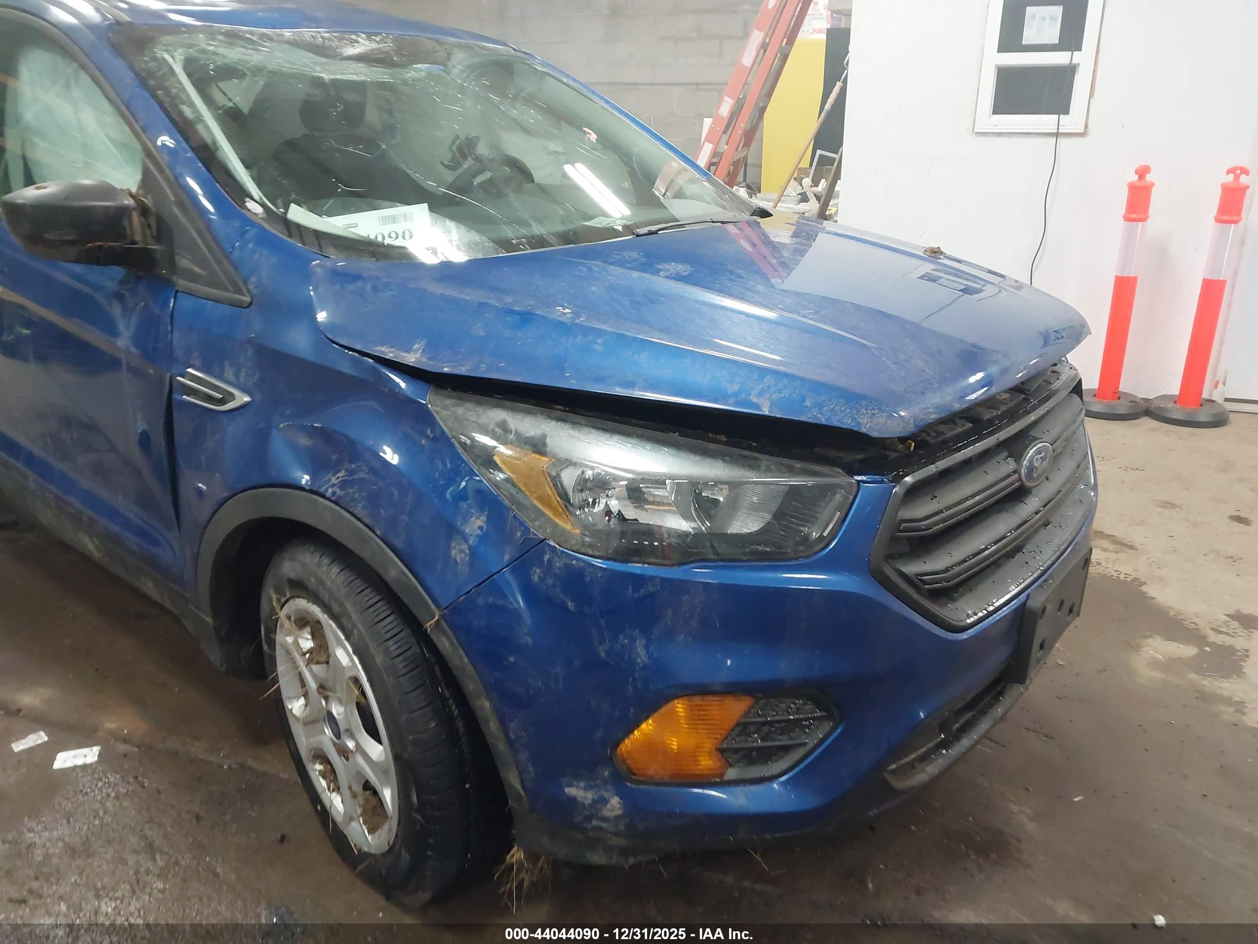 FORD ESCAPE image 6