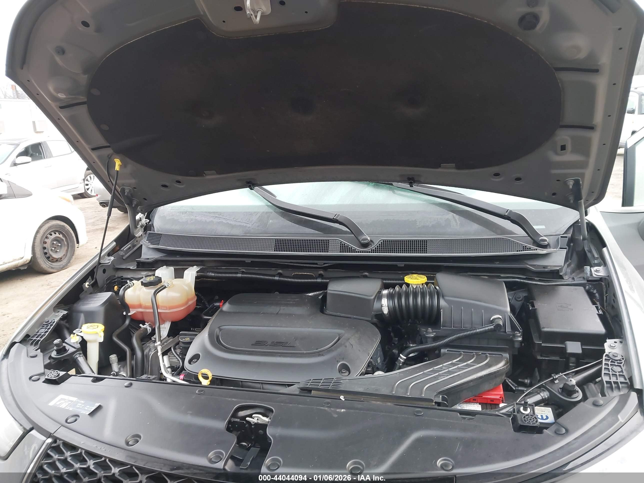 CHRYSLER PACIFICA image 10