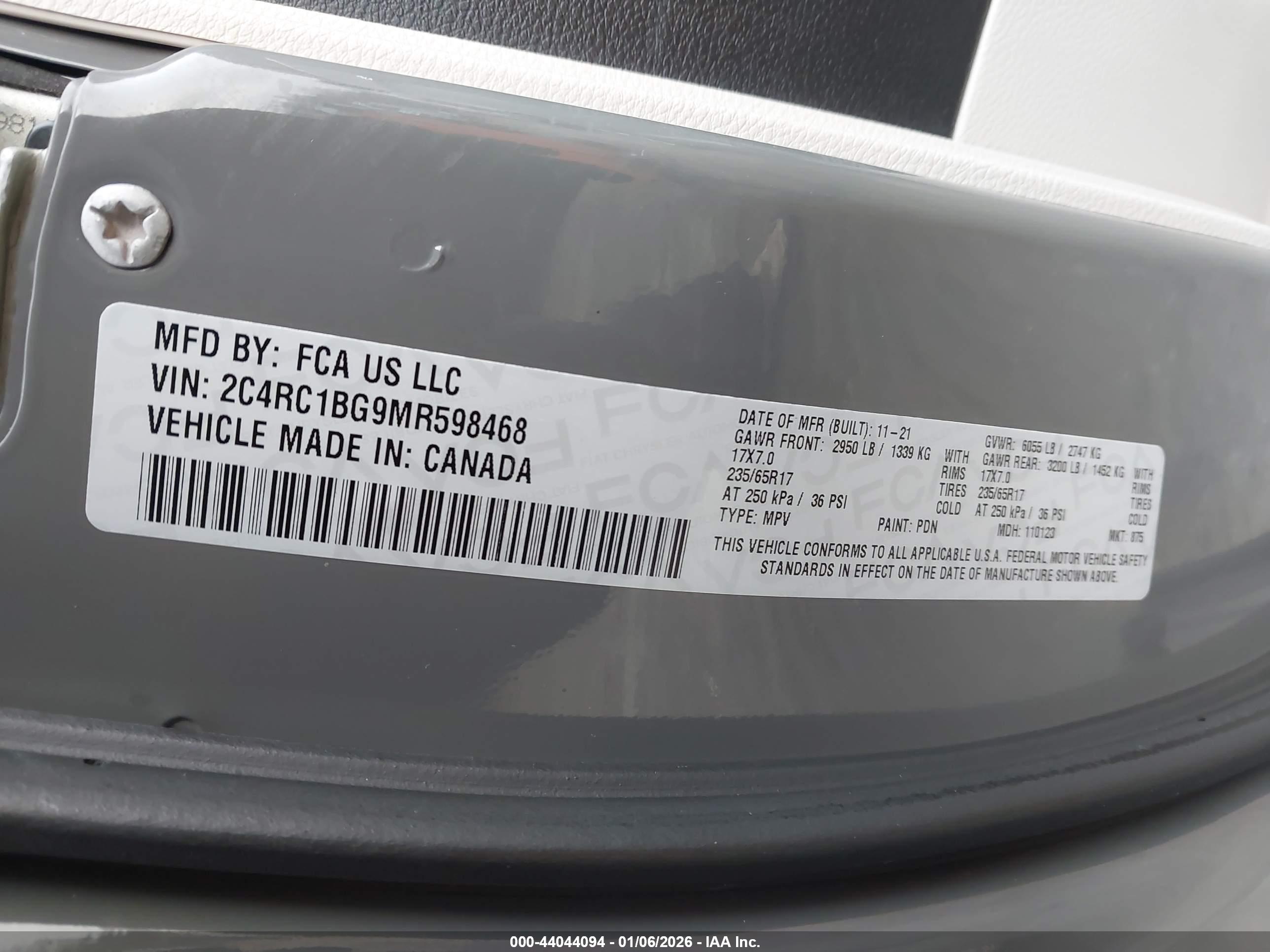 CHRYSLER PACIFICA image 9
