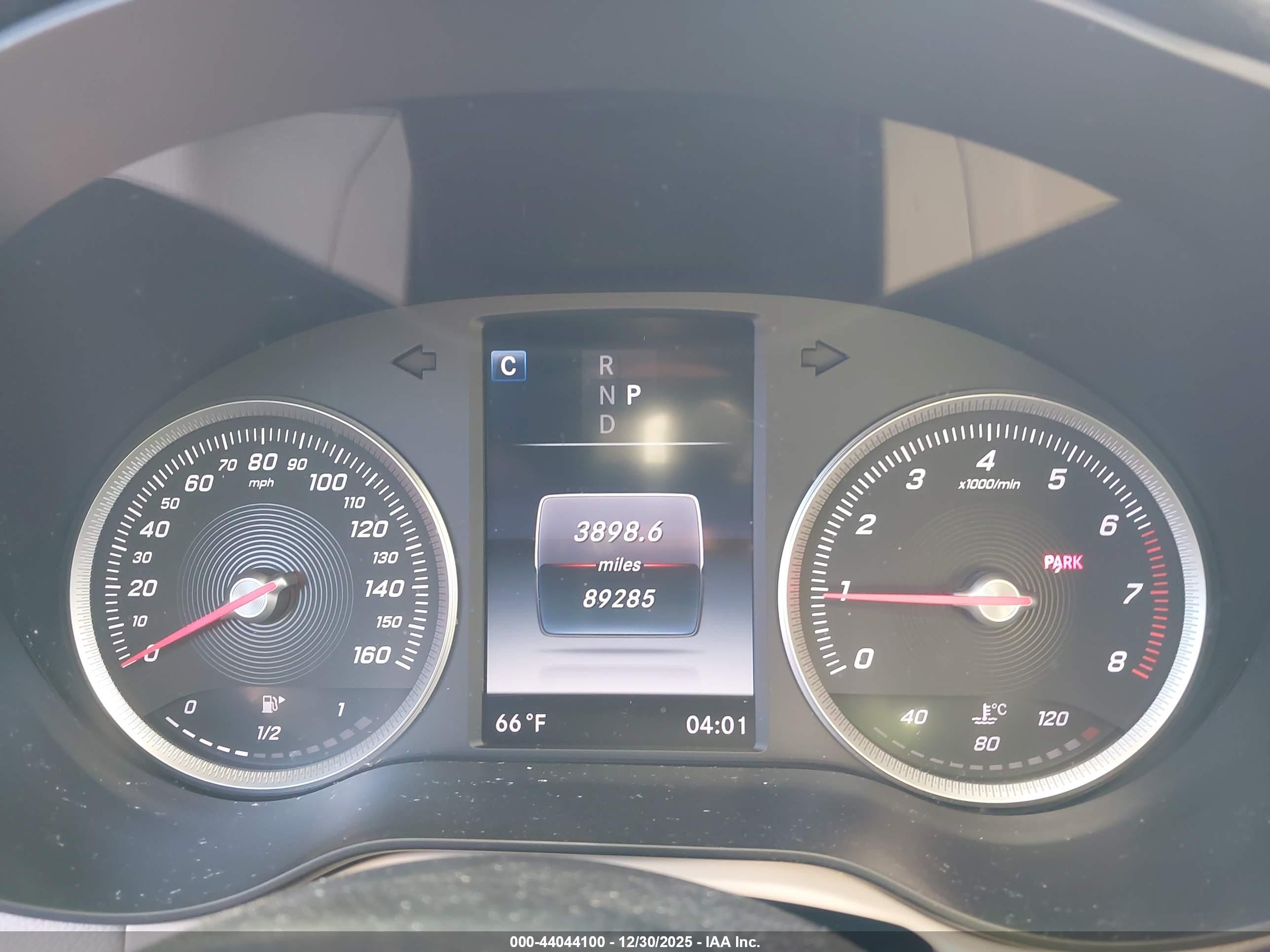 MERCEDES-BENZ GLC image 7