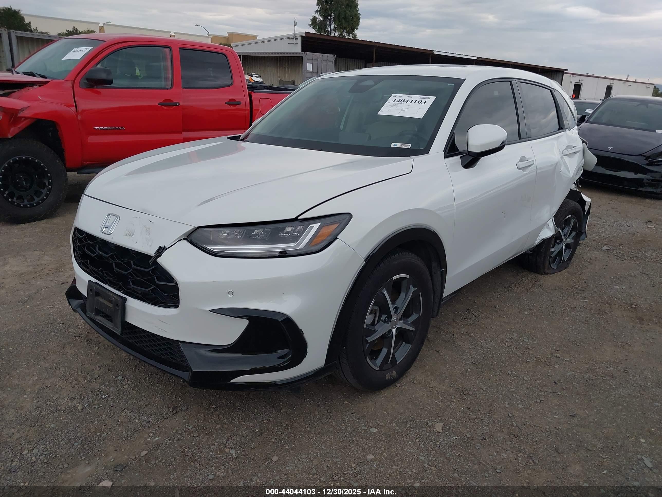 HONDA HR-V image 2