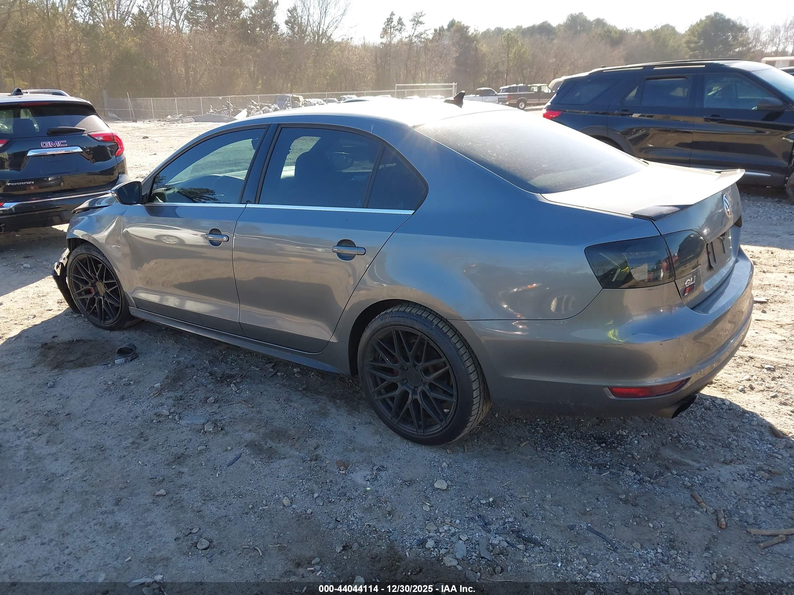 VOLKSWAGEN JETTA image 3