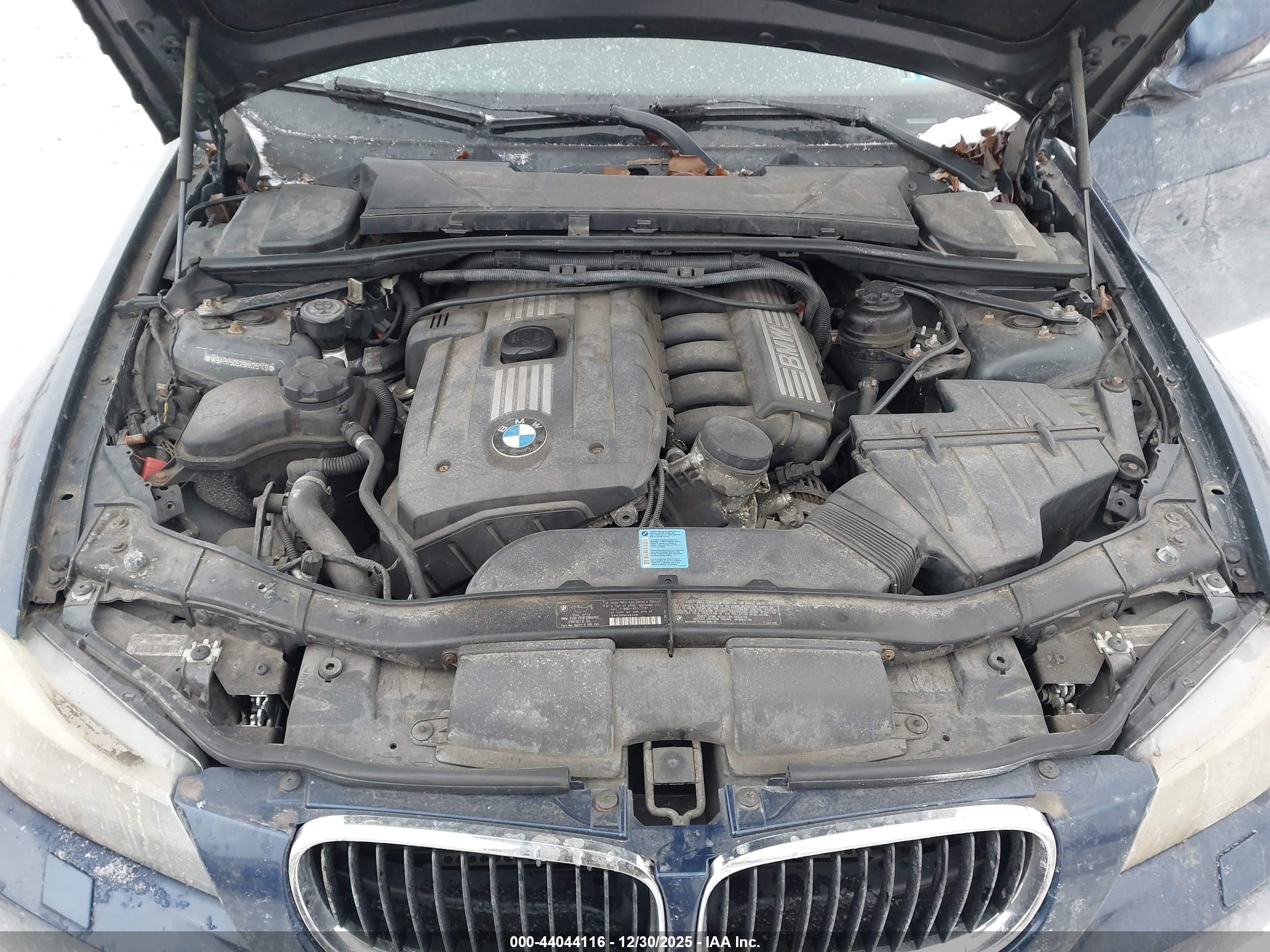 BMW 328I image 10