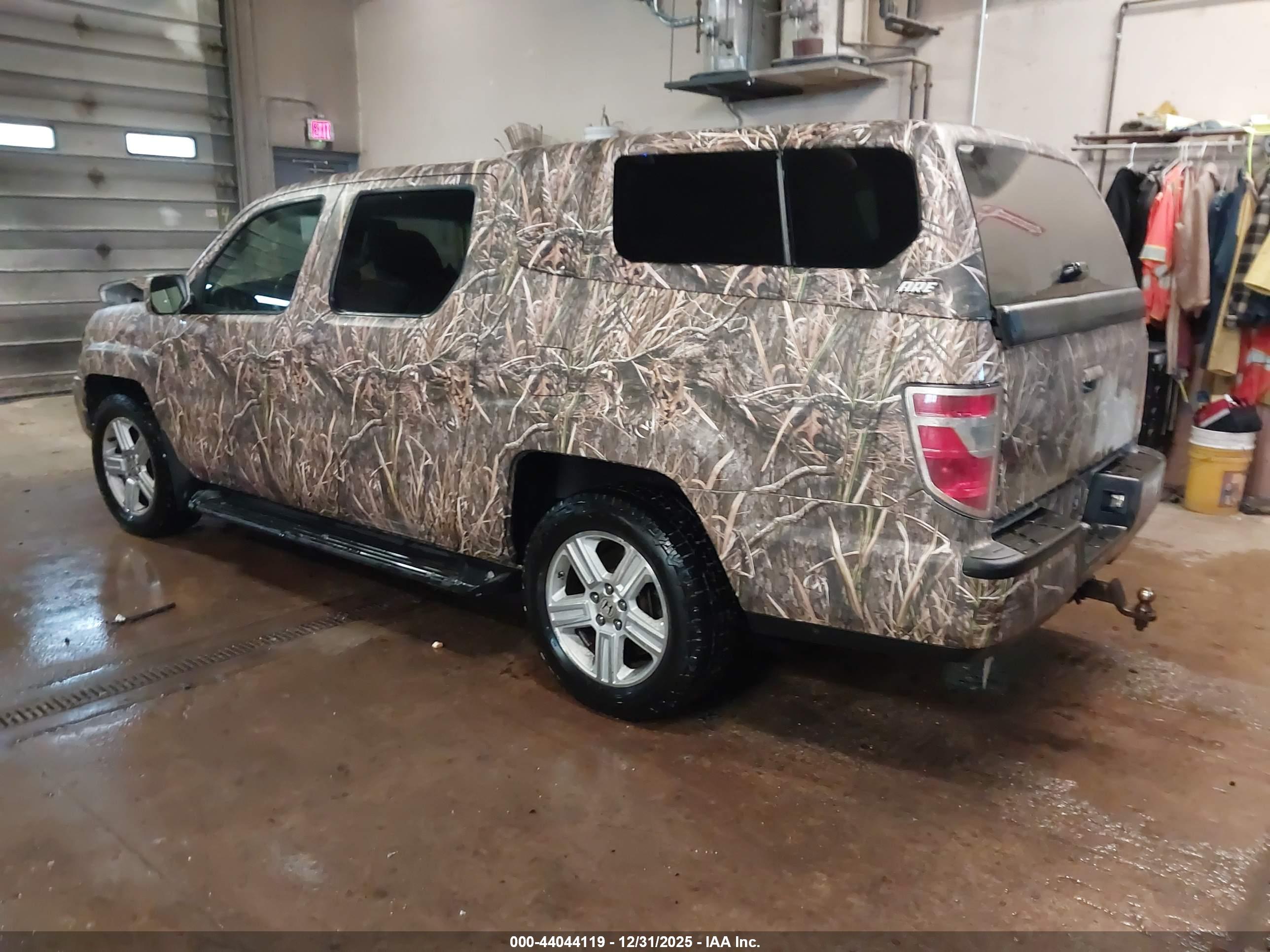 HONDA RIDGELINE image 3