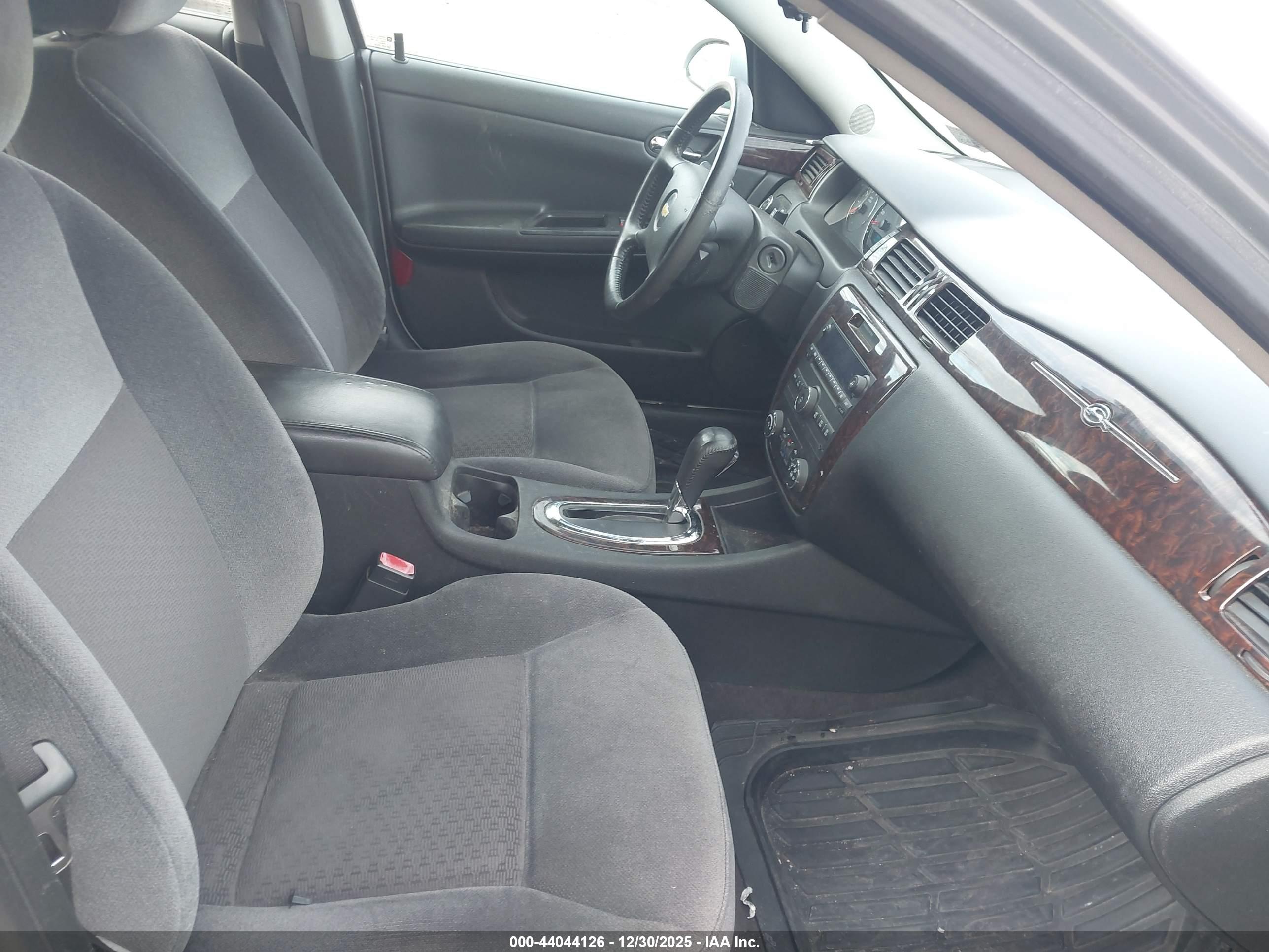 CHEVROLET IMPALA image 5