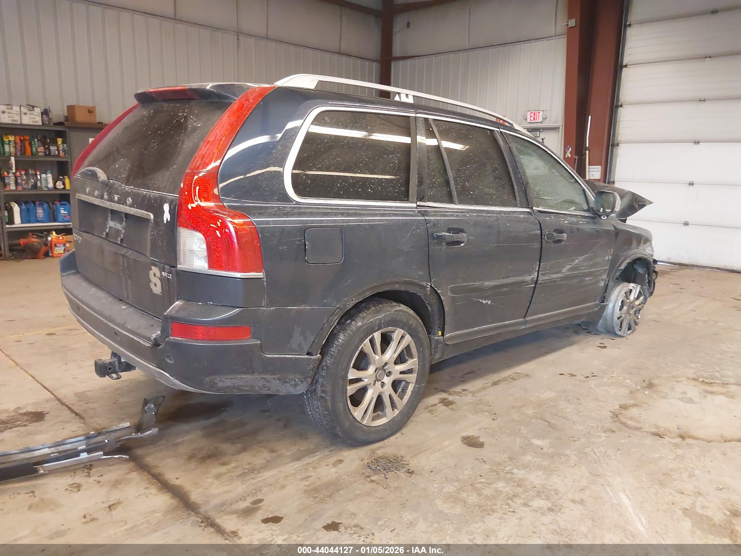 VOLVO XC90 image 4