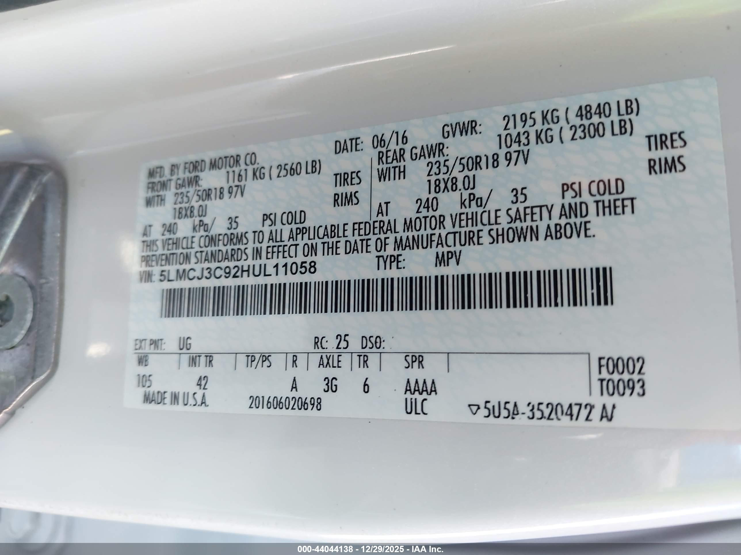 LINCOLN MKC image 9