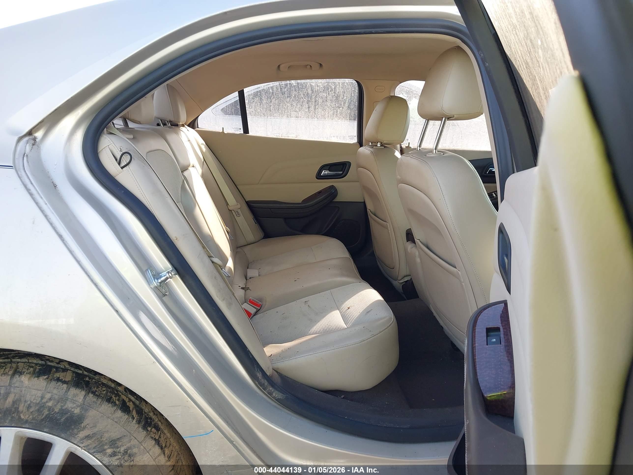 CHEVROLET MALIBU image 8