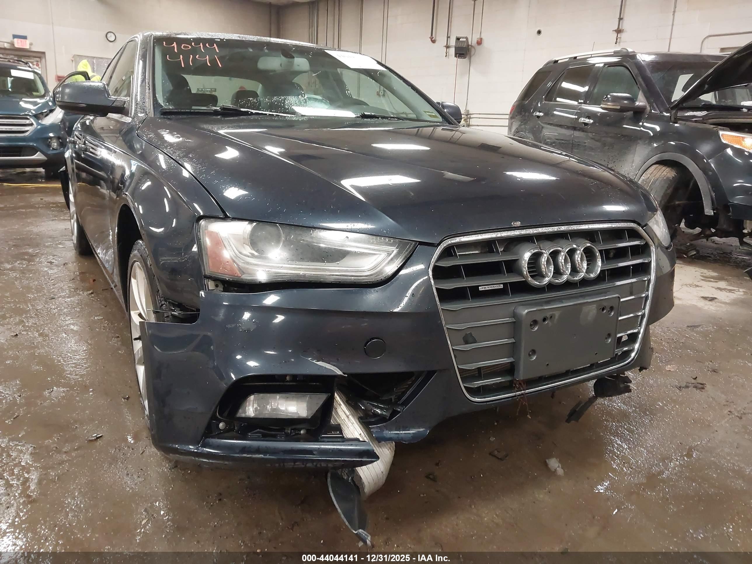AUDI A4 image 6