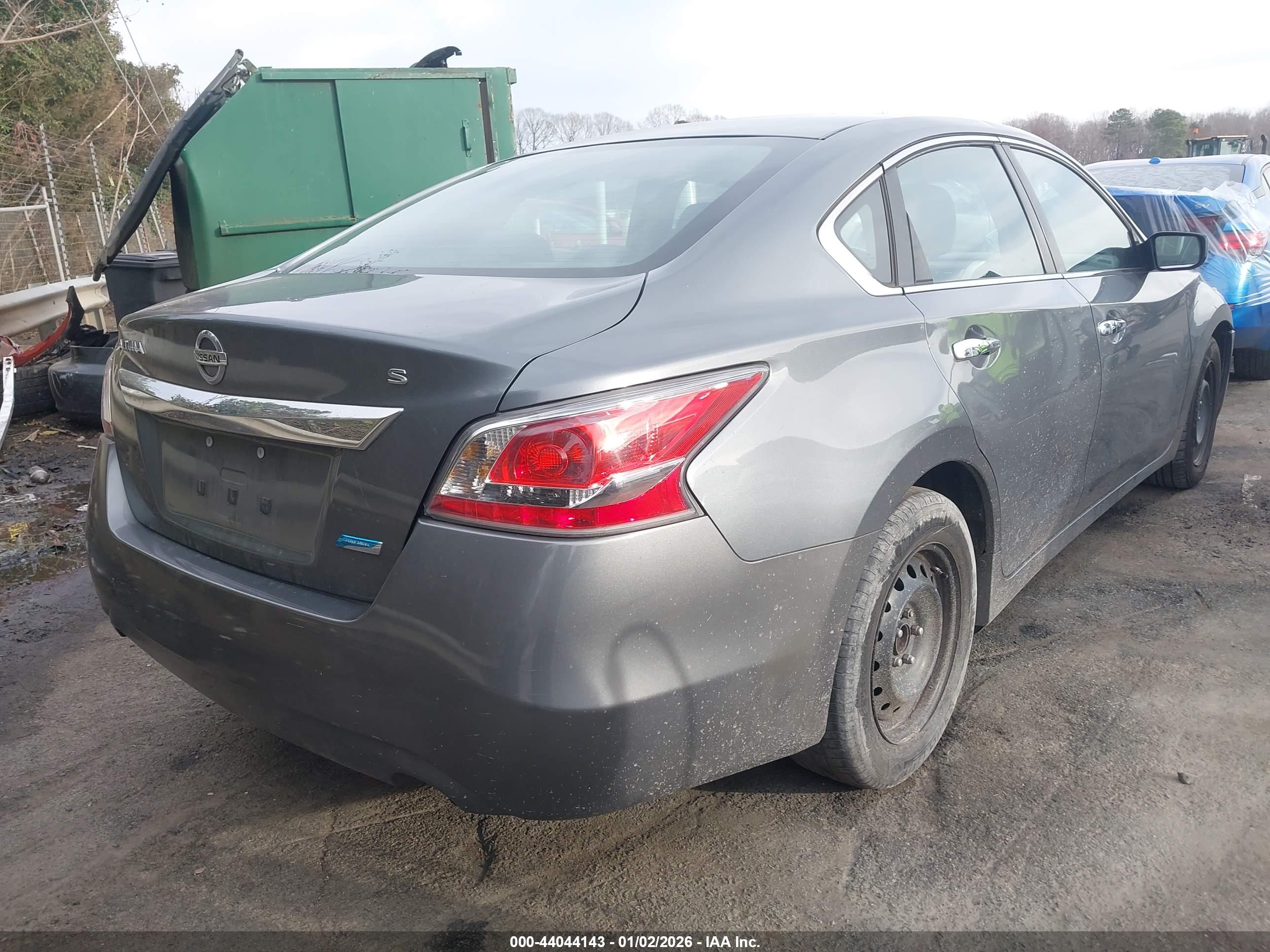 NISSAN ALTIMA image 4