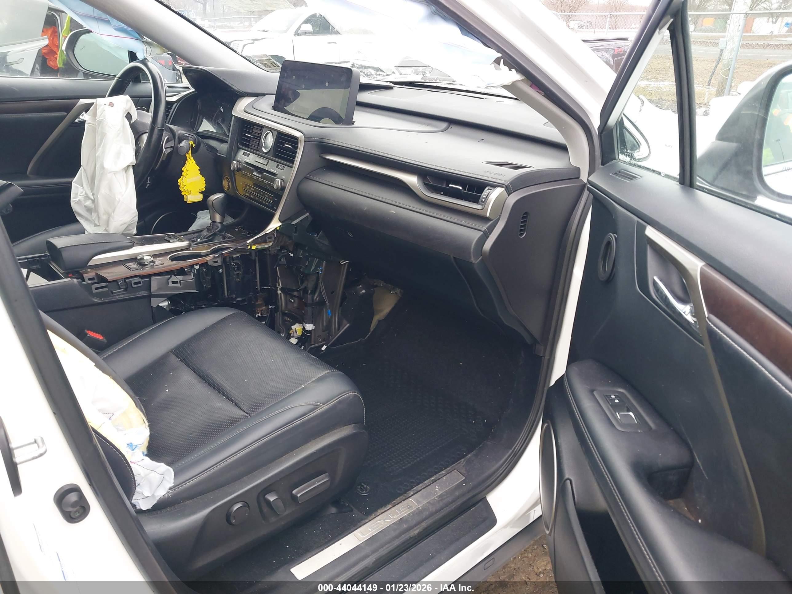 LEXUS RX image 5