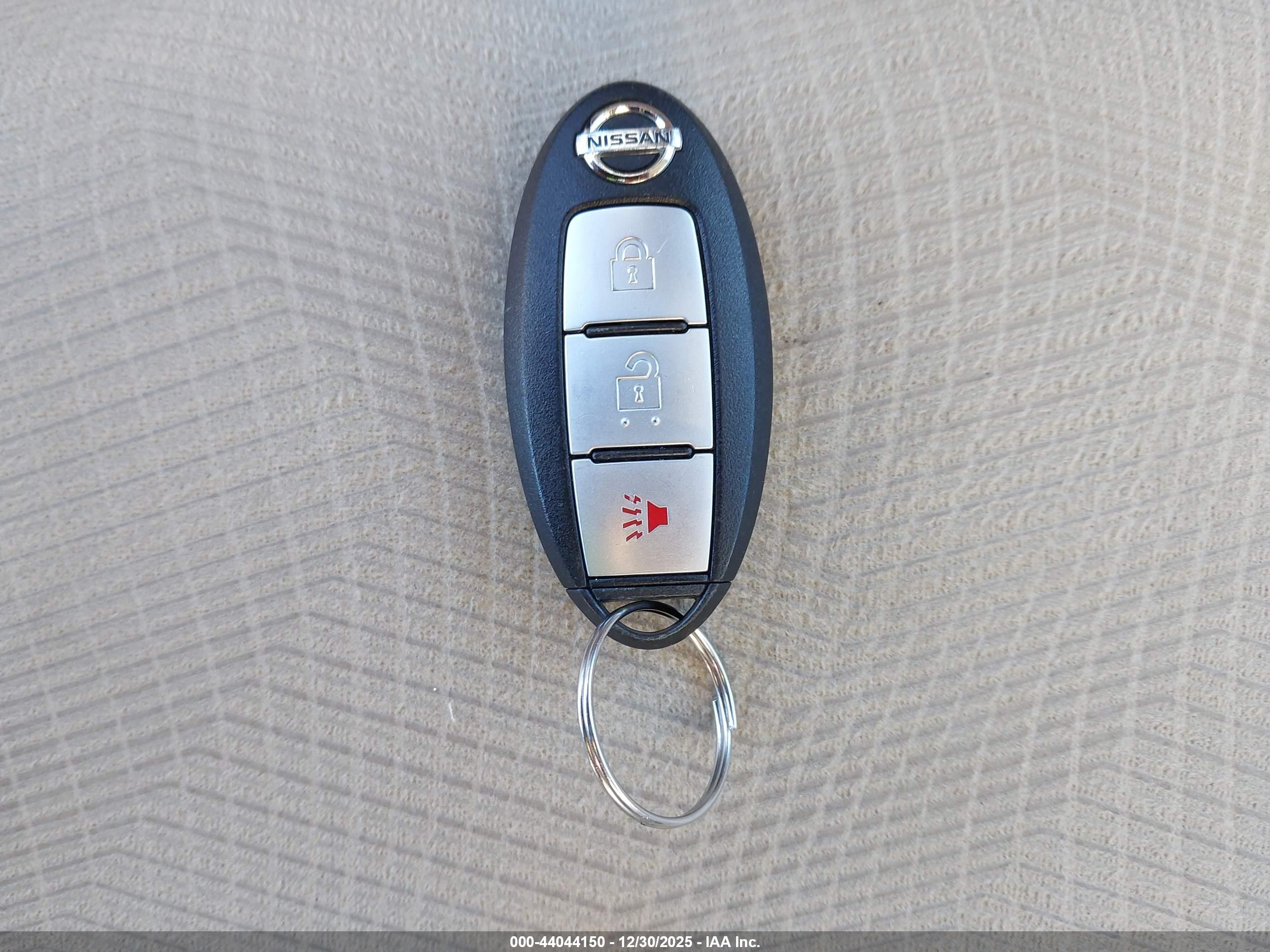 NISSAN ROGUE image 11