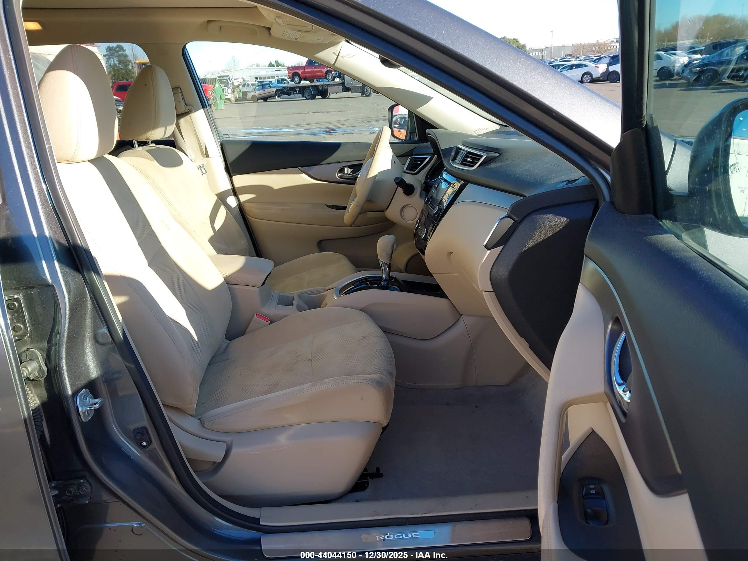 NISSAN ROGUE image 5
