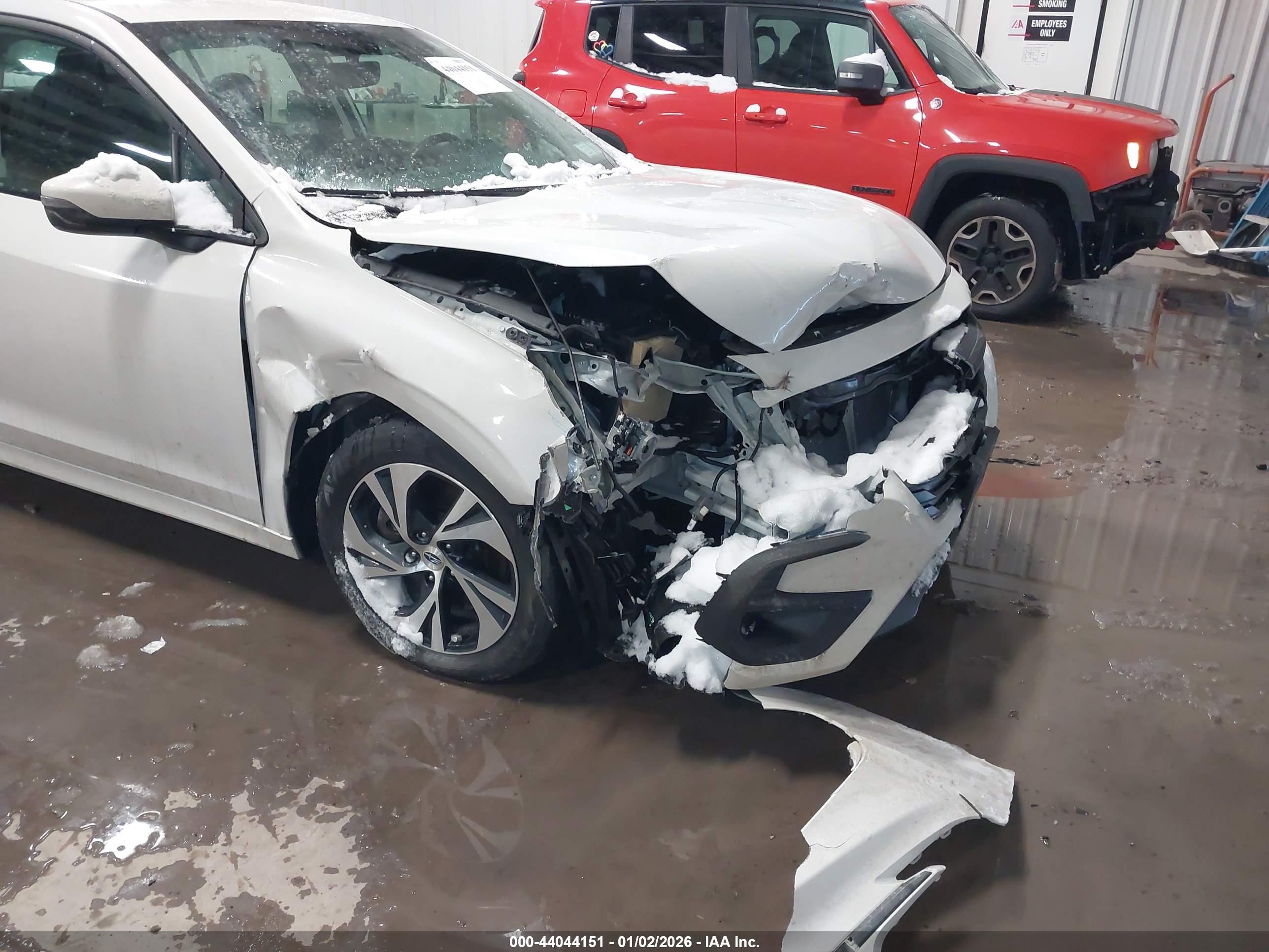 SUBARU LEGACY image 6