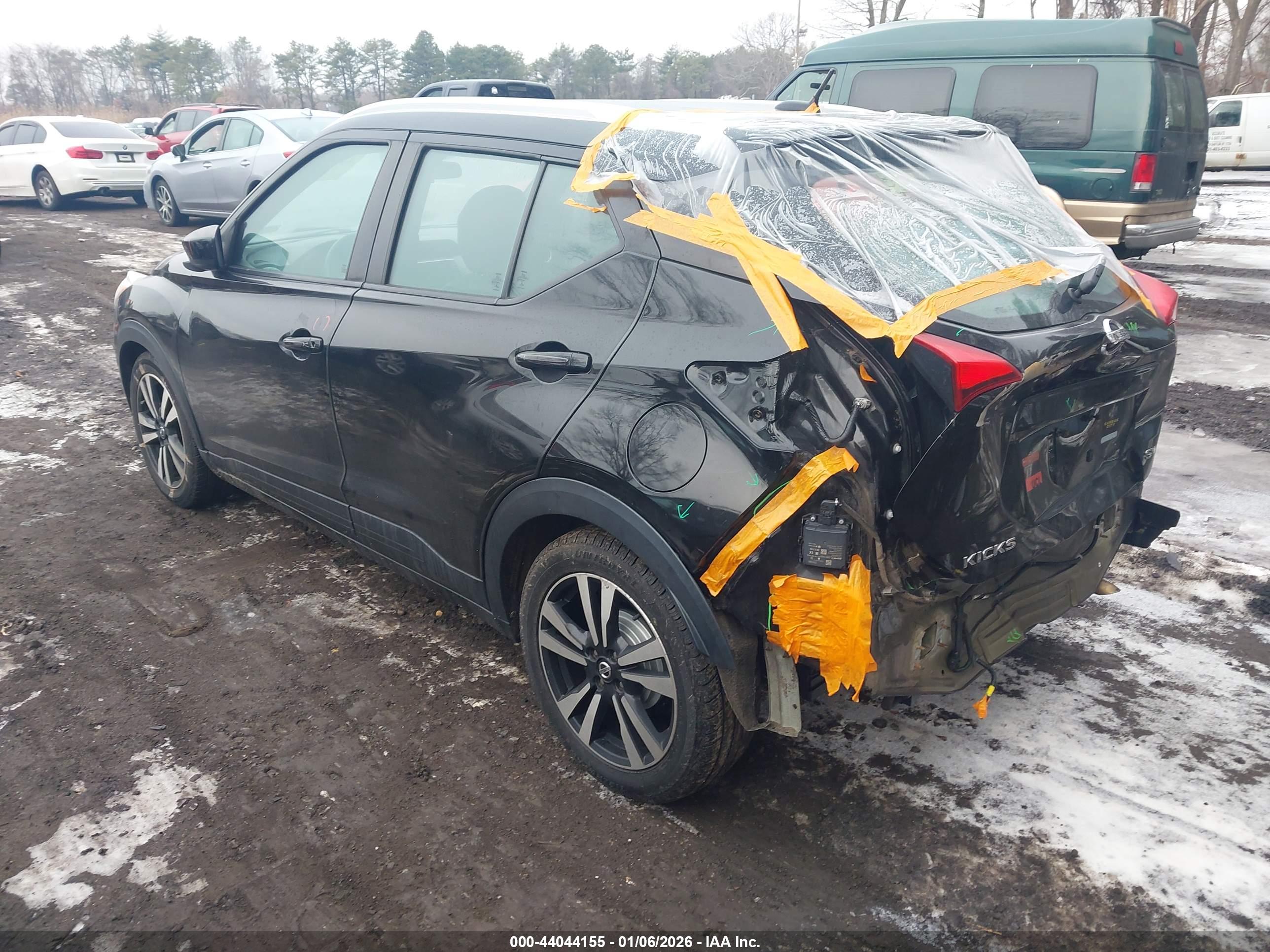 NISSAN KICKS image 3