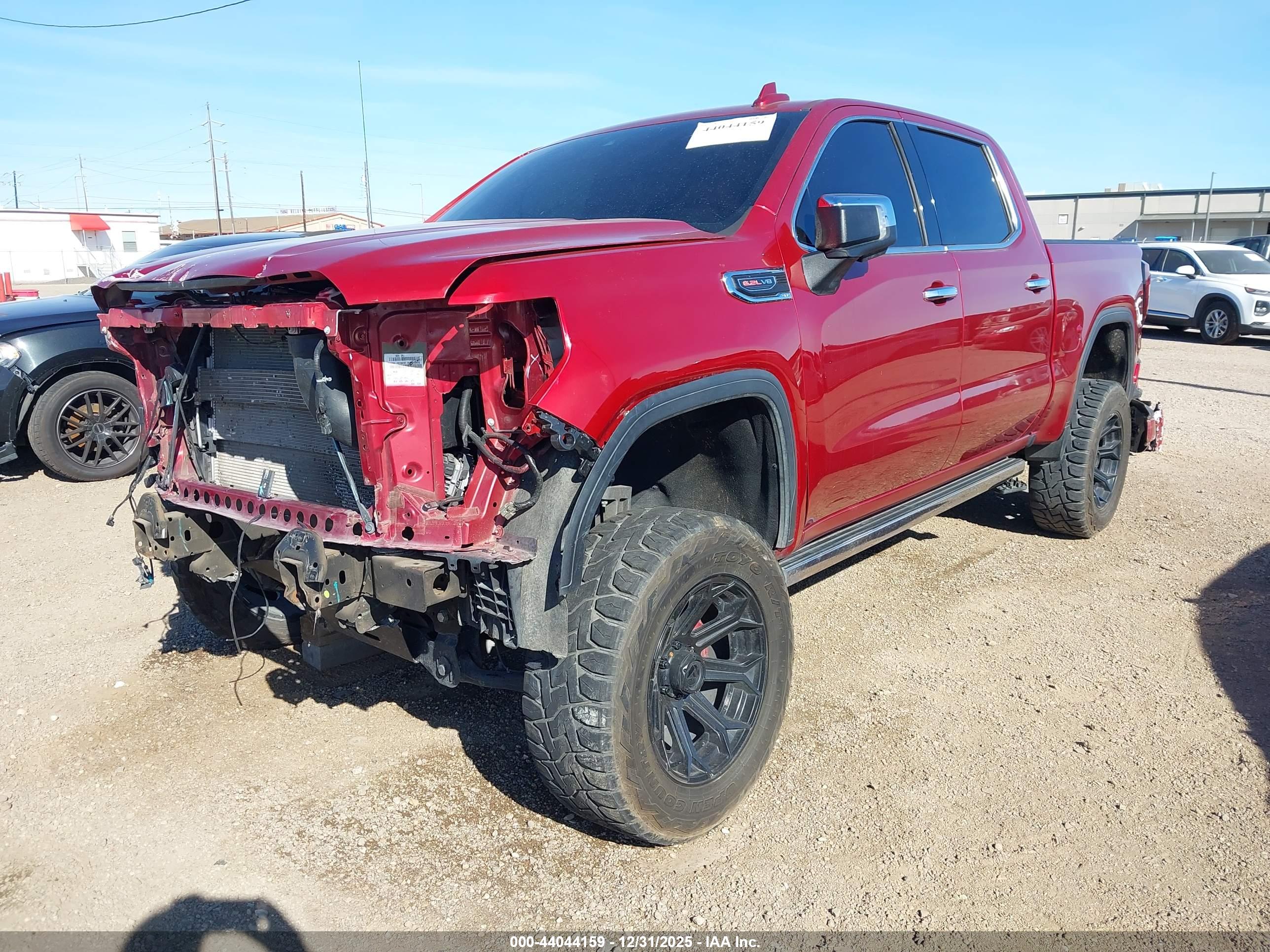 GMC SIERRA image 2