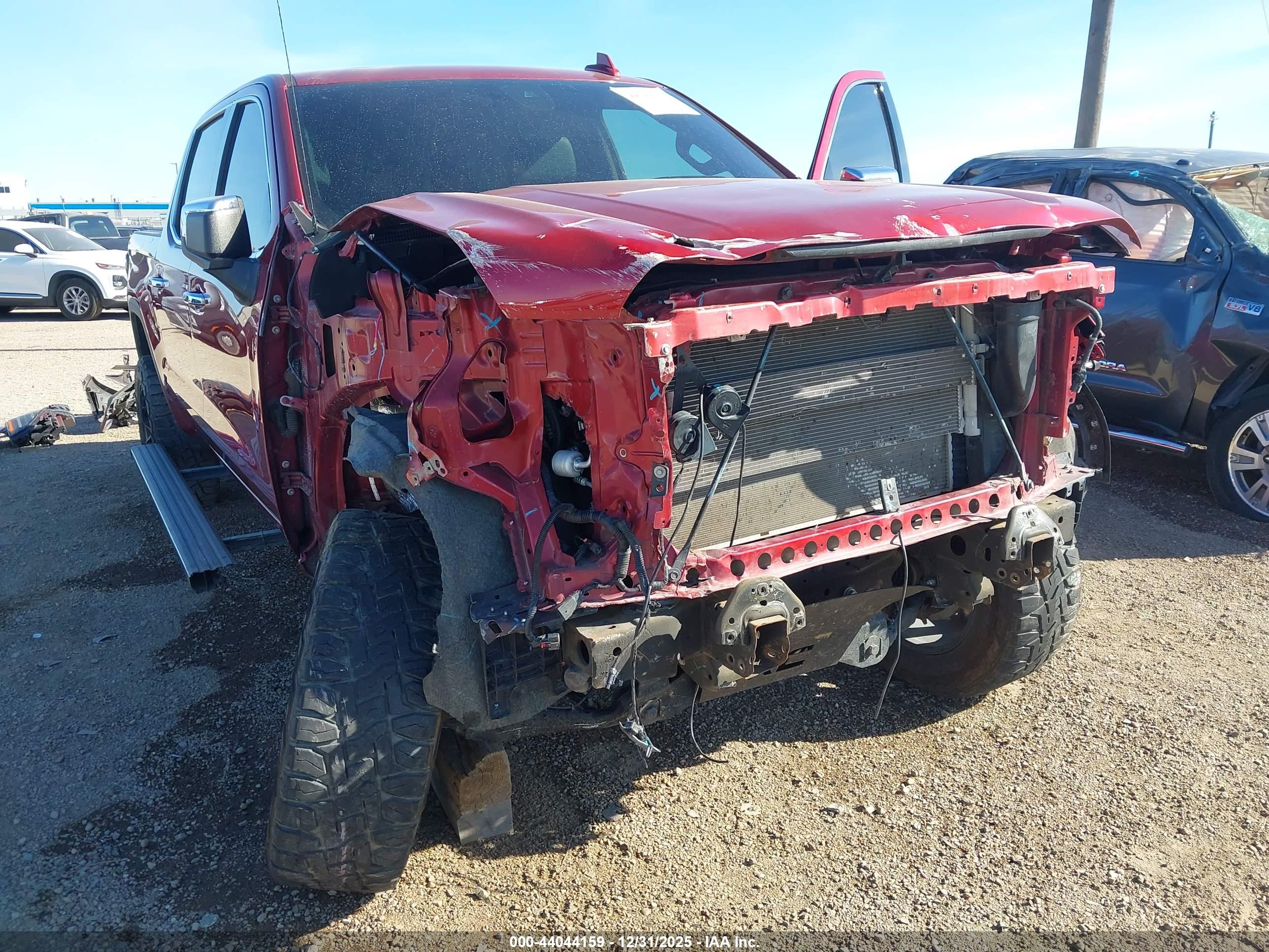 GMC SIERRA image 6