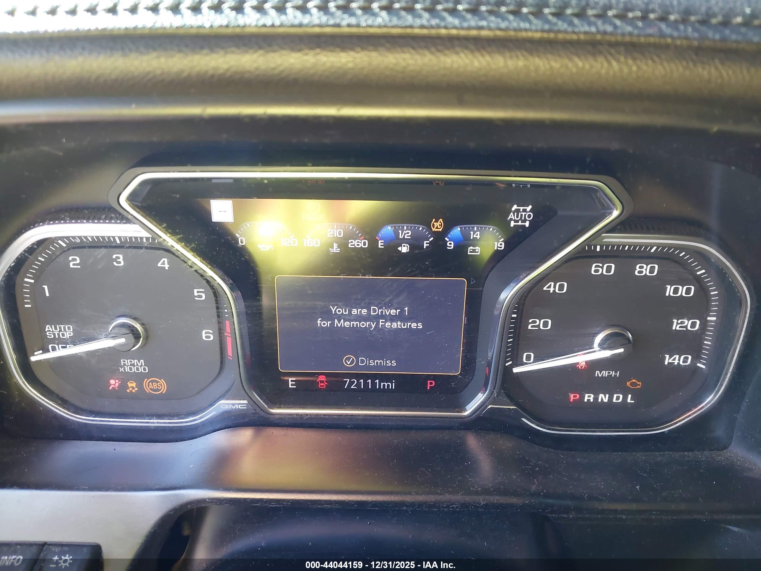GMC SIERRA image 7