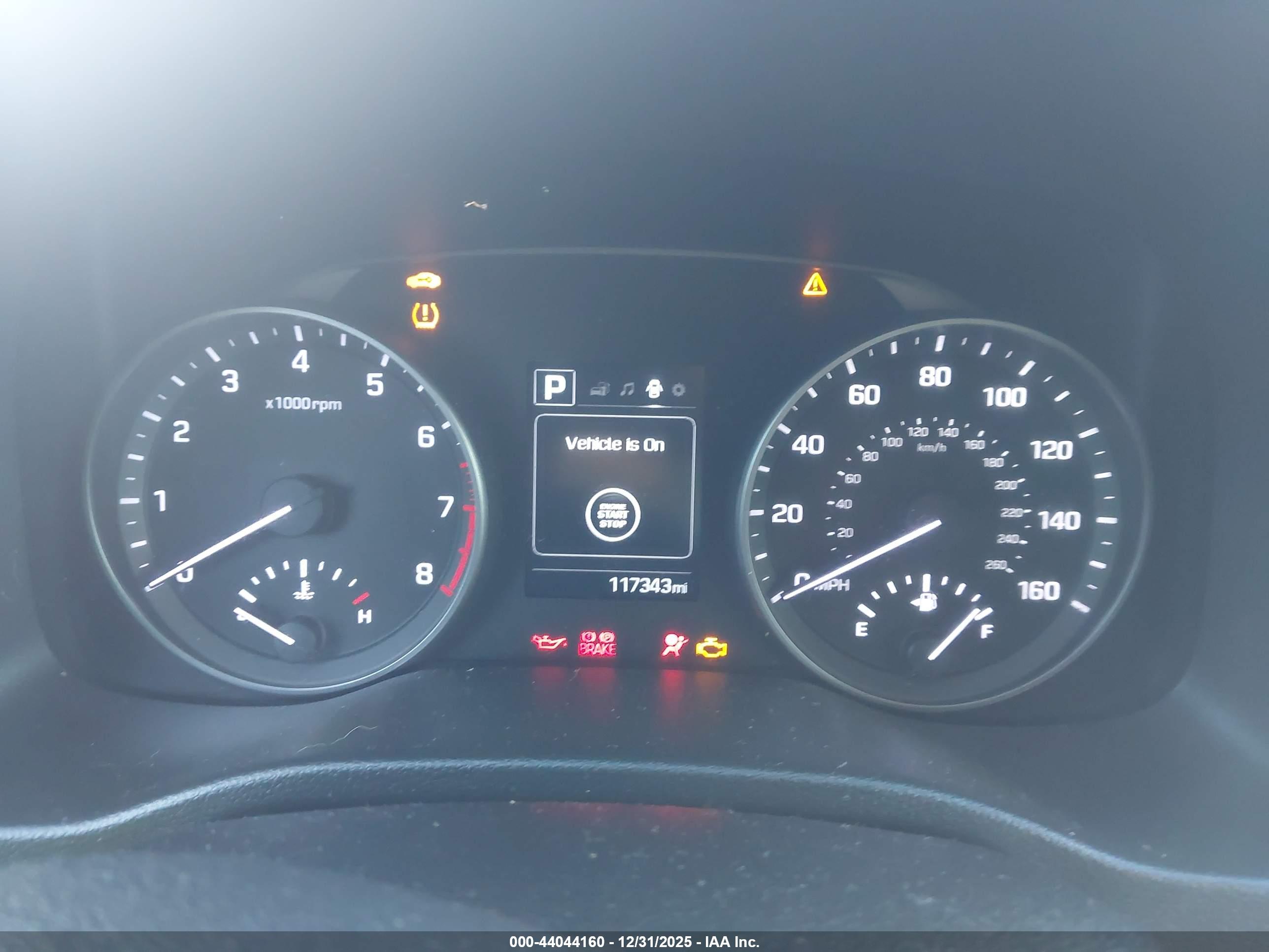 HYUNDAI ELANTRA image 7